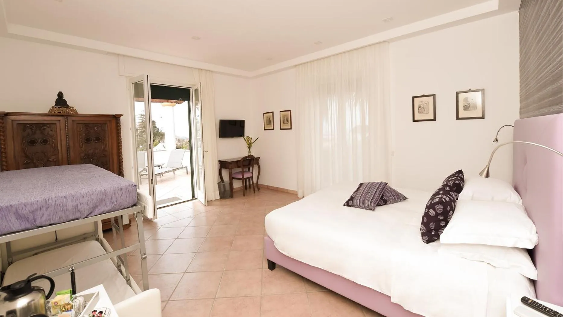 Bed in Bella Sorrento B&B