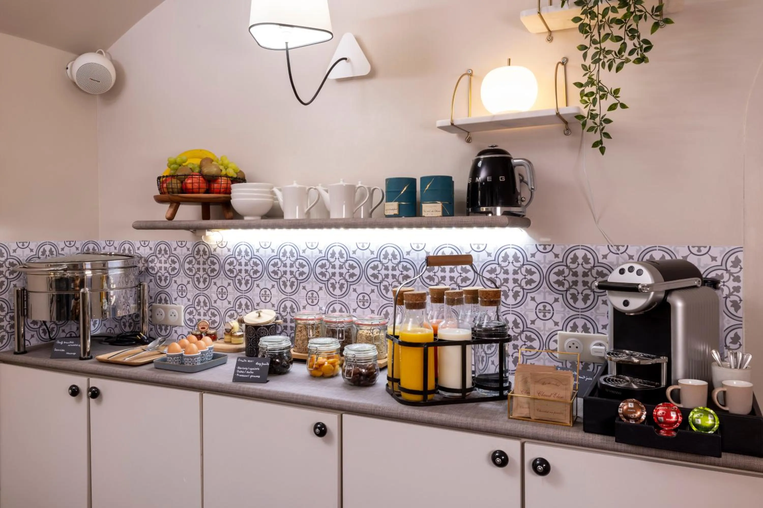 Breakfast in Hôtel Madeleine Haussmann