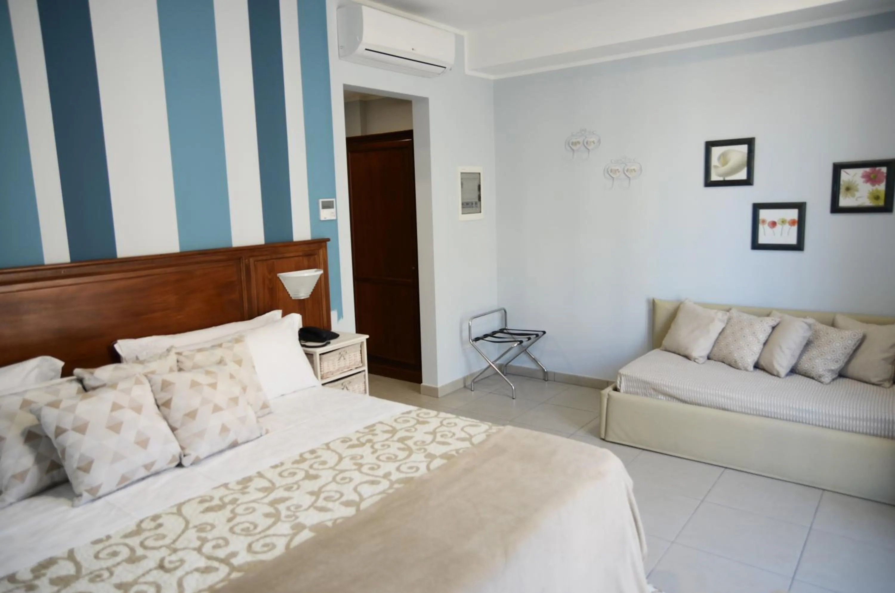 Bed in Hotel Giulio Cesare