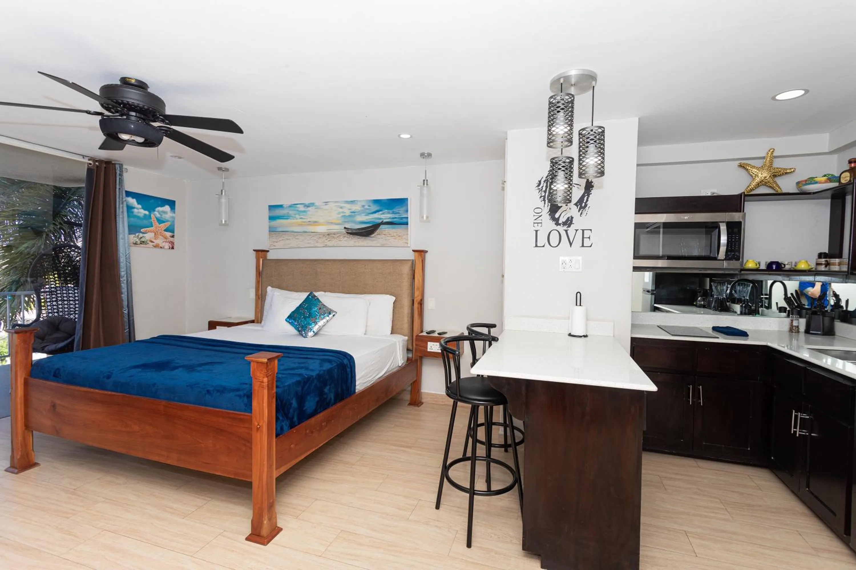 Bed in Montego Bay Club Apartments