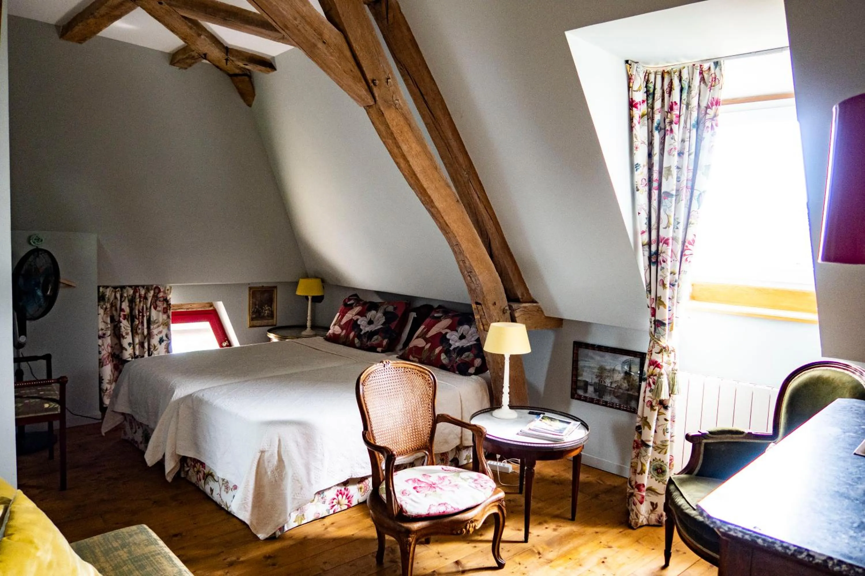 Bed in Jan's place in Burgundy