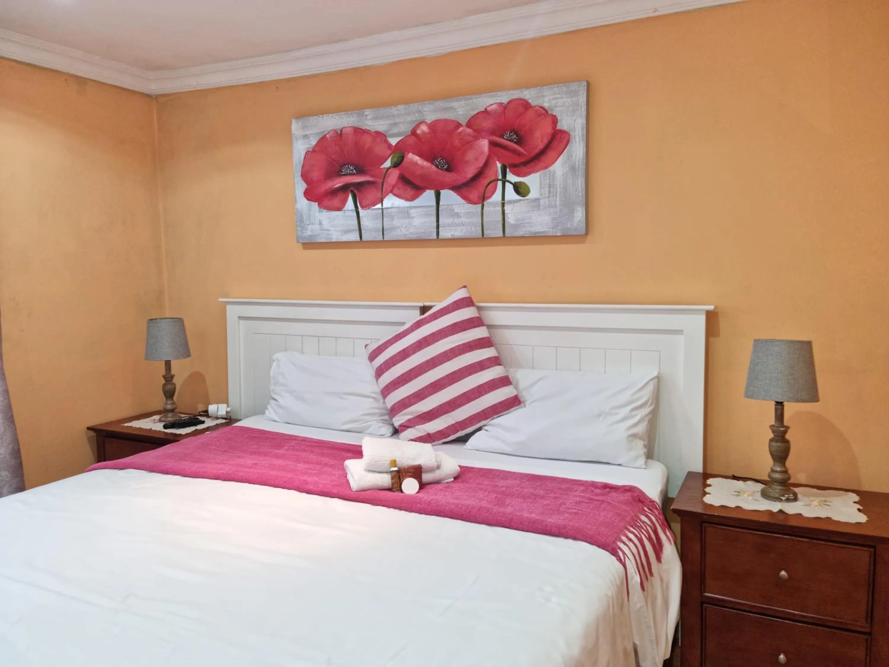 Shower, Bed in Sleepwell