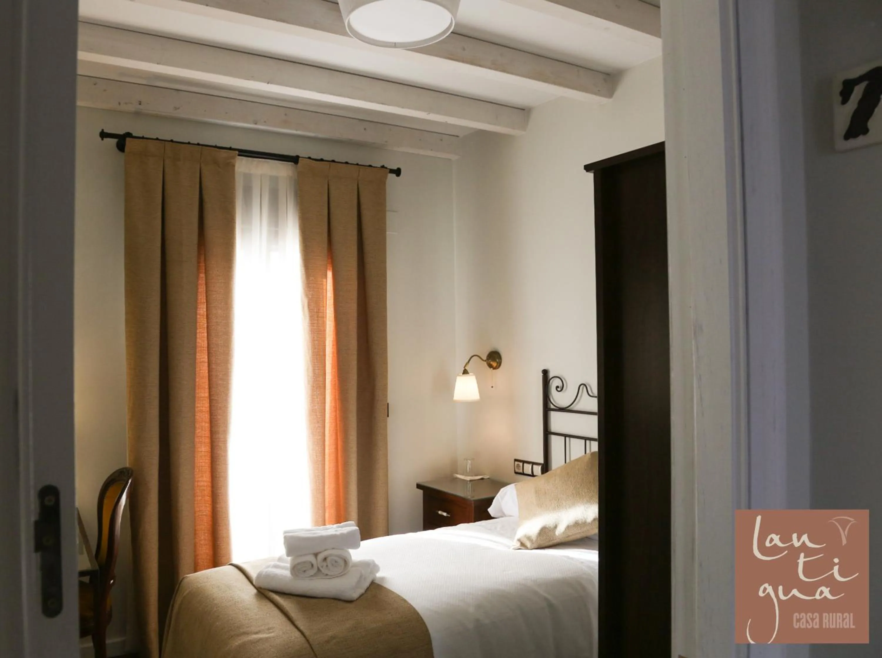 Bed in LANTIGUA CASA RURAL