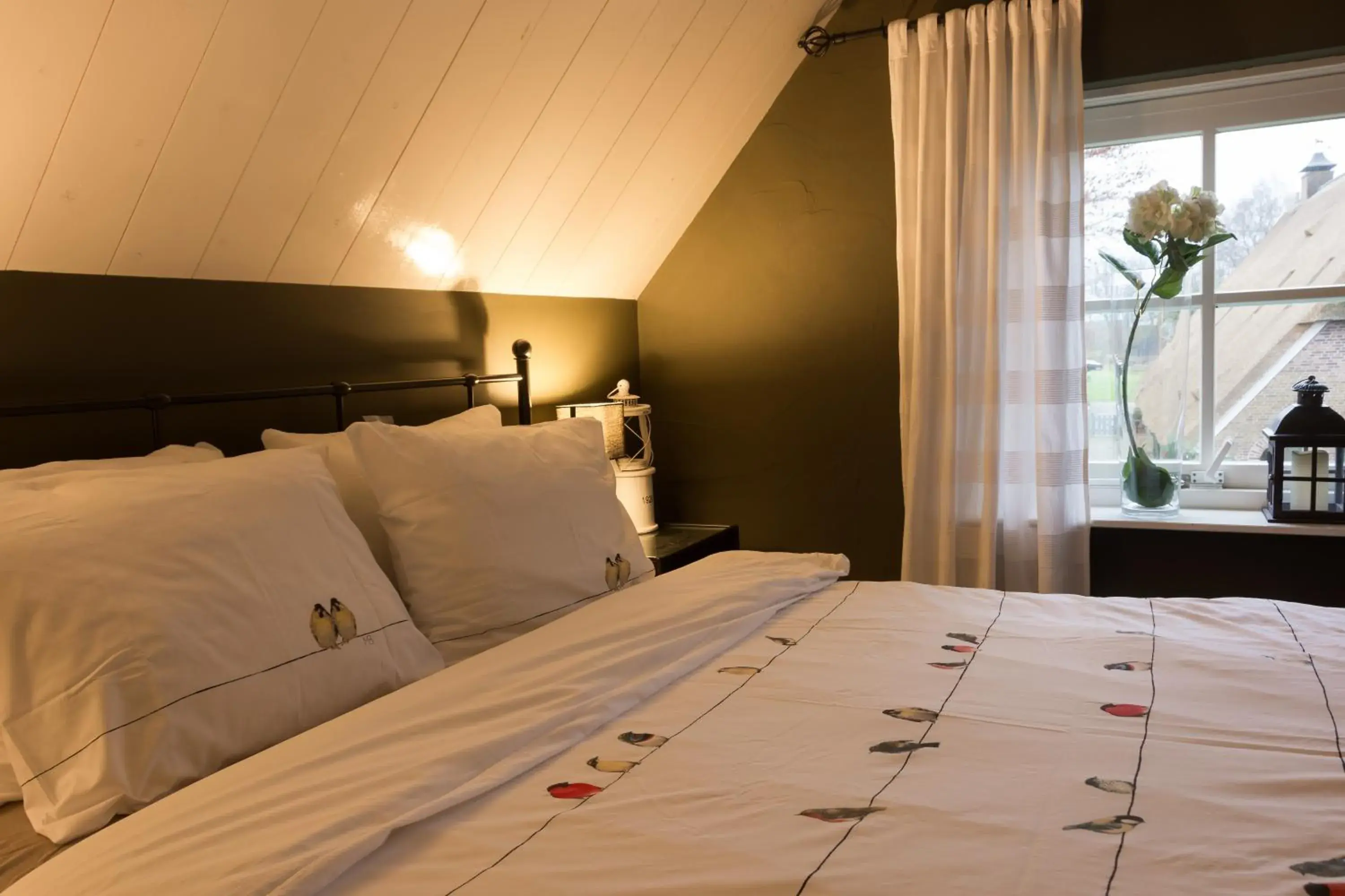 Large Double Room in Bed en Breakfast Gees Large Double Room in Bed en Breakfast Gees