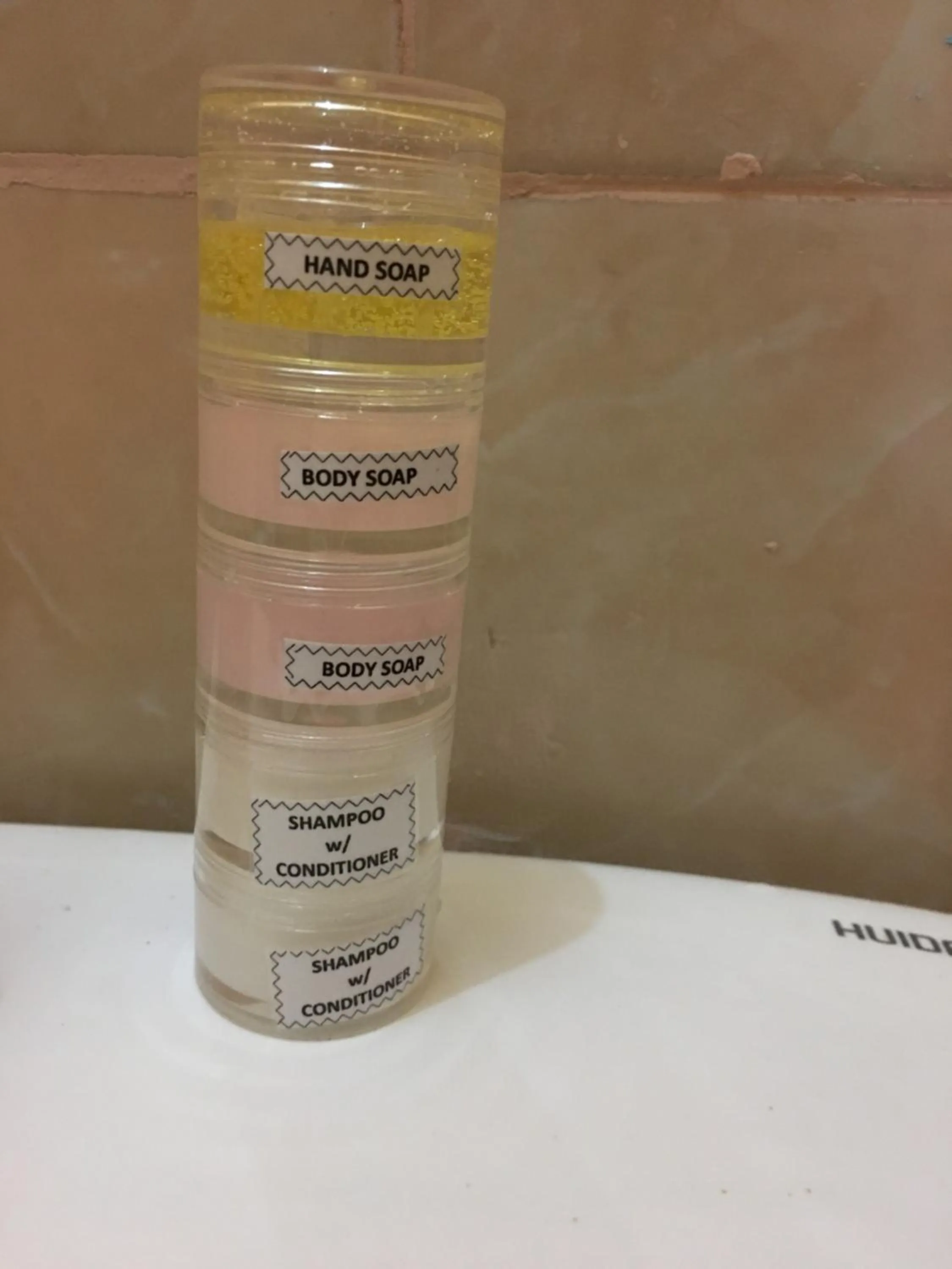 Bathroom in Pines Mansion 2 Homestay Rooms for Rent in Cash with 30 percent Advance Payment to Confirm