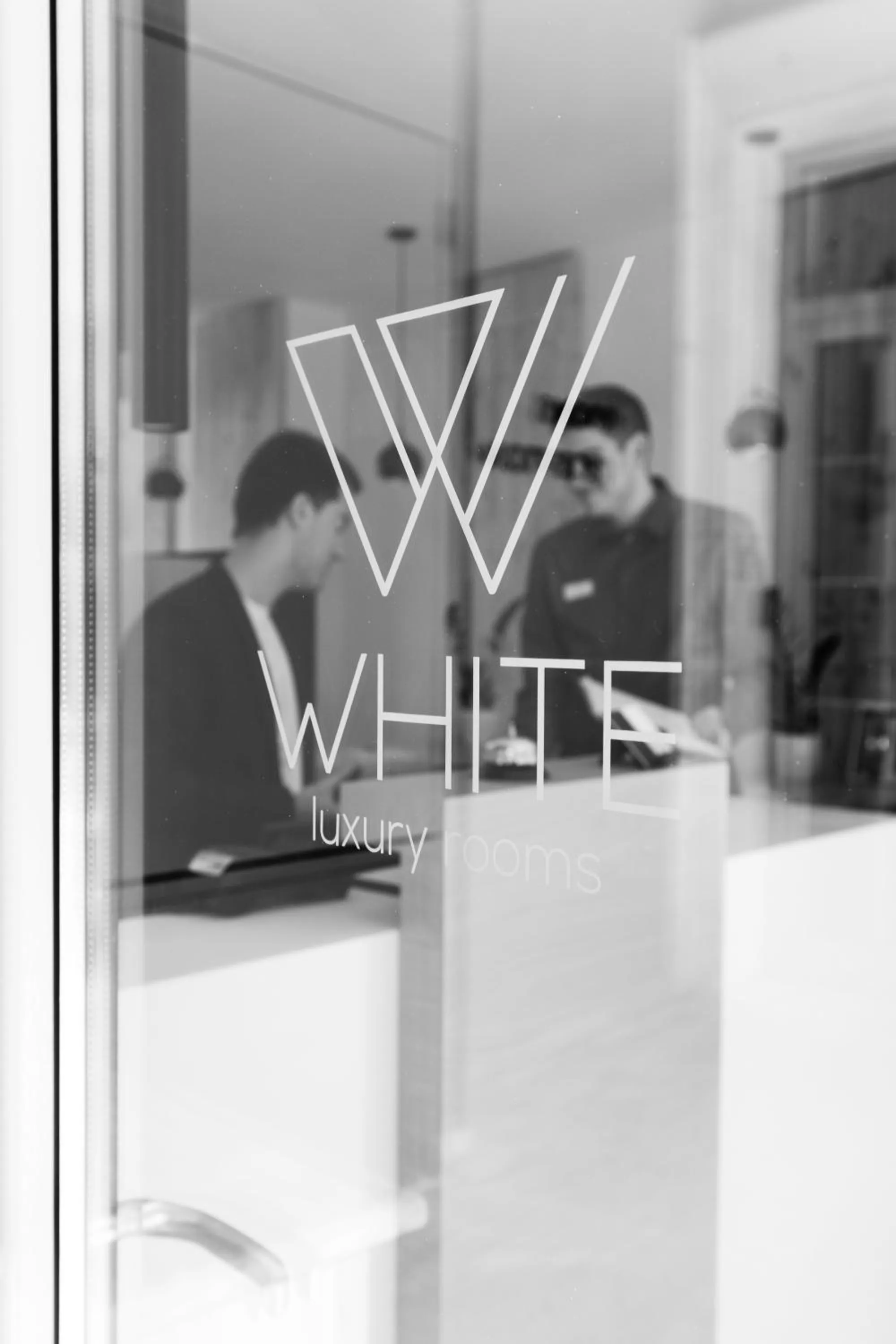 Staff in White Luxury