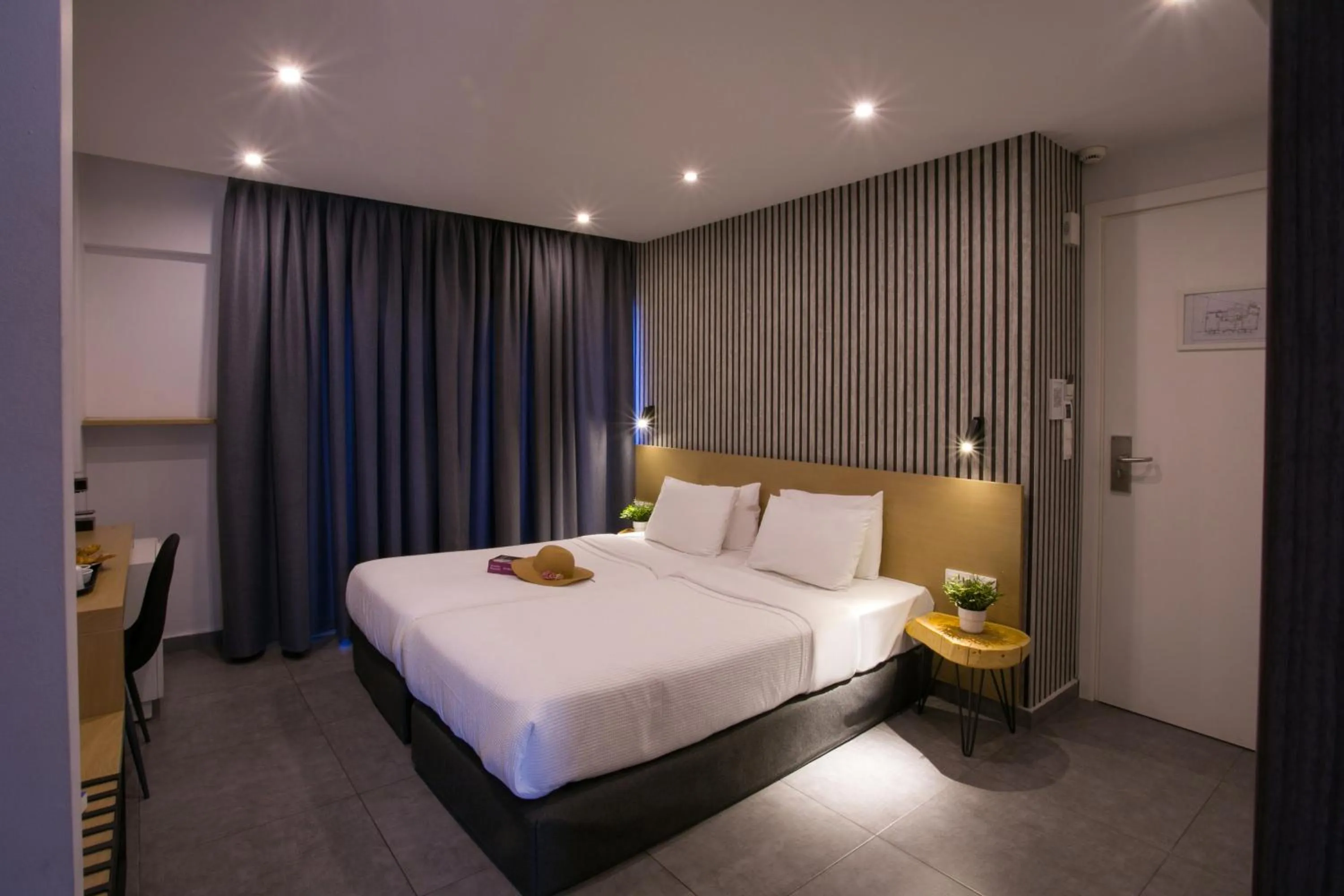 Photo of the whole room, Bed in White Luxury