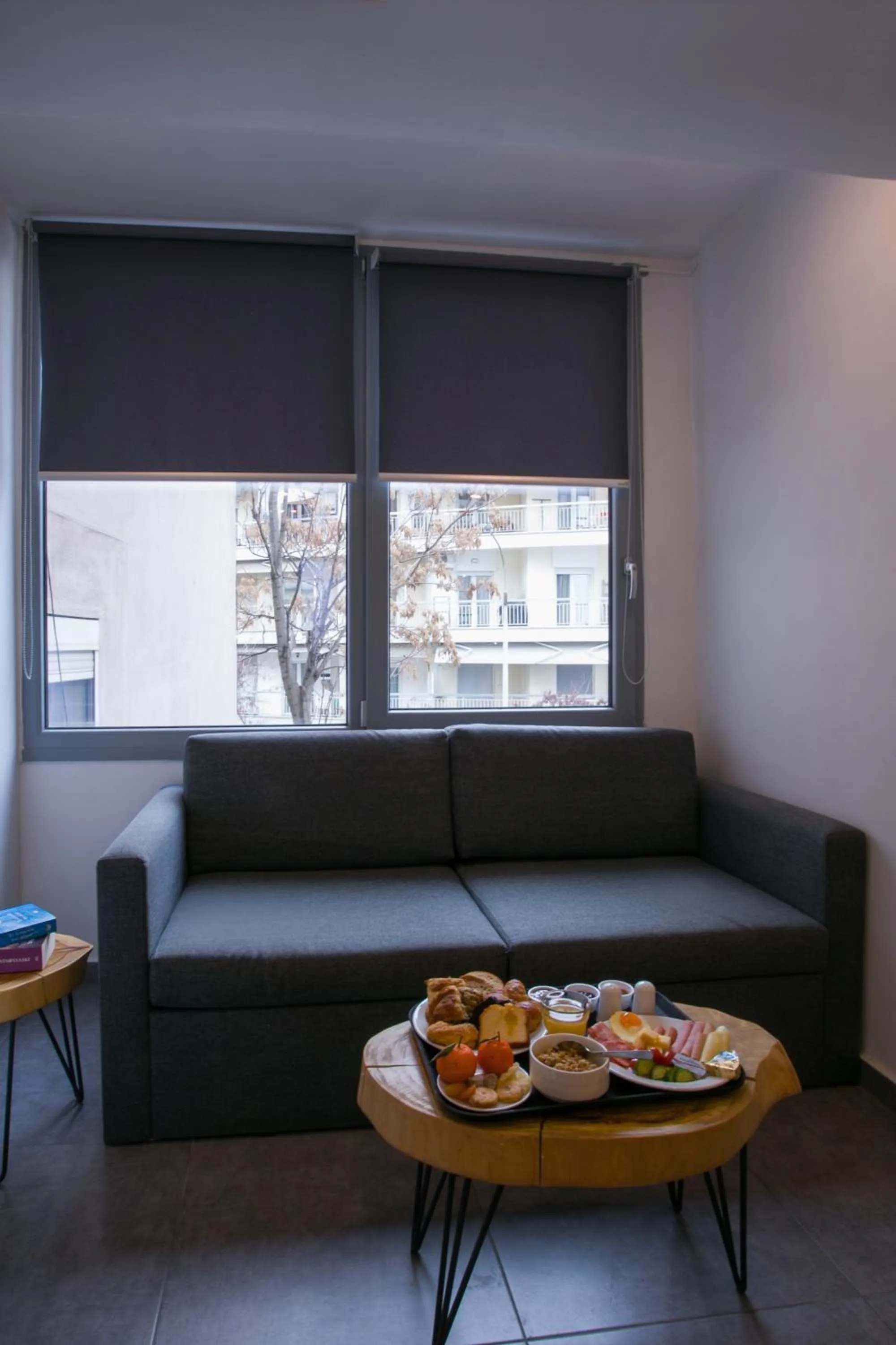 Living room in White Luxury