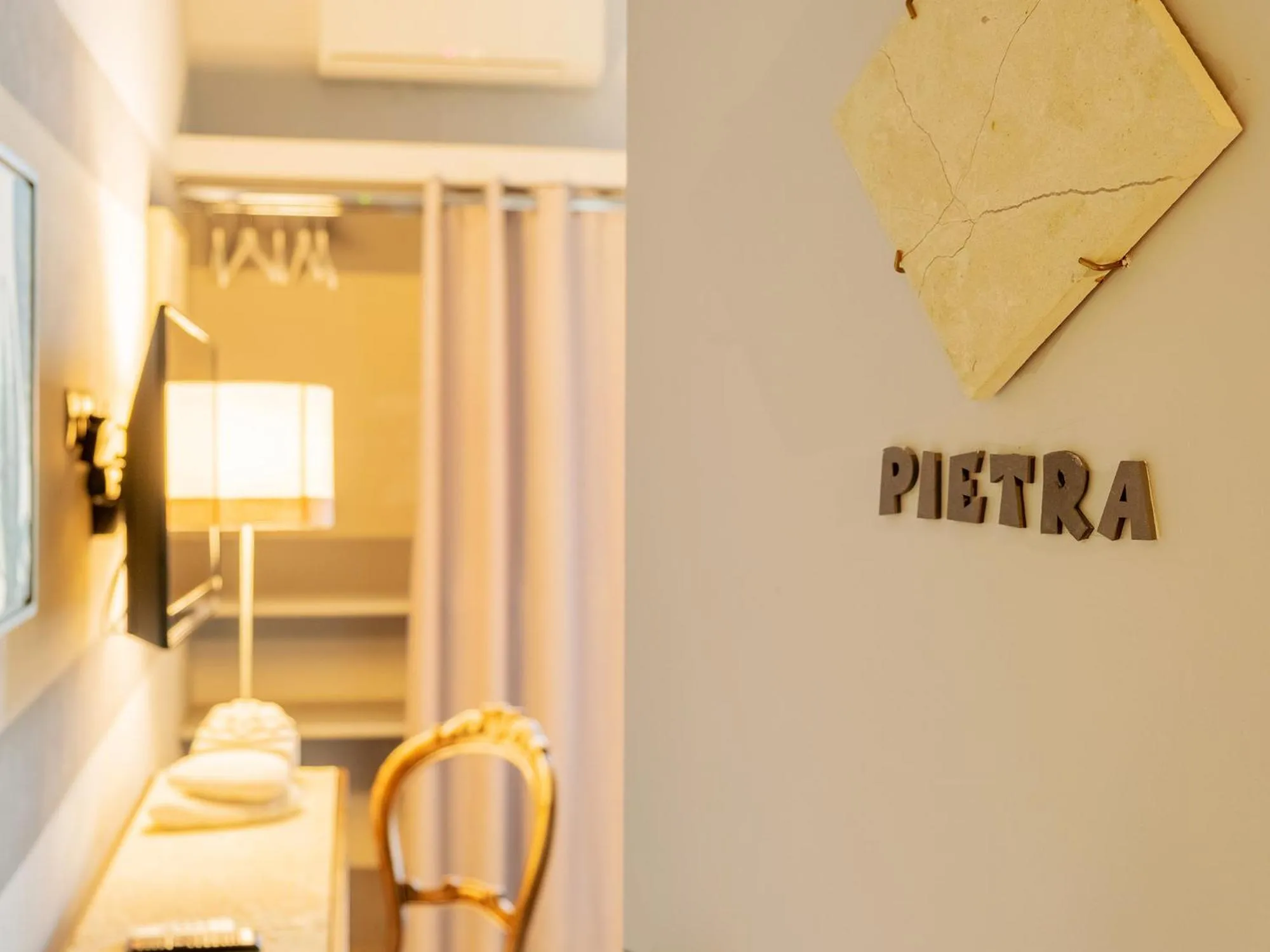 Bedroom in Design 4 Rooms