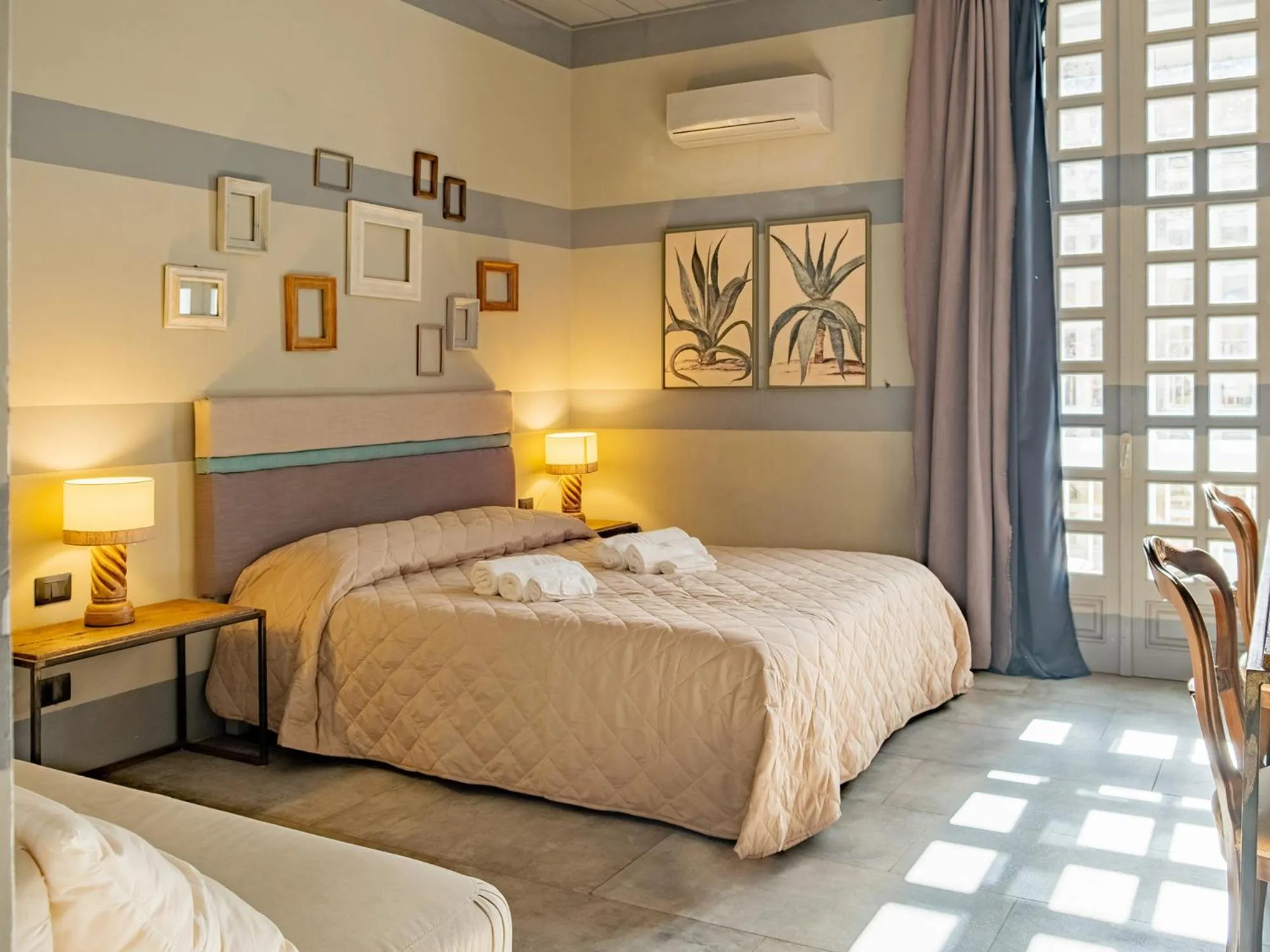 Bed in Design 4 Rooms