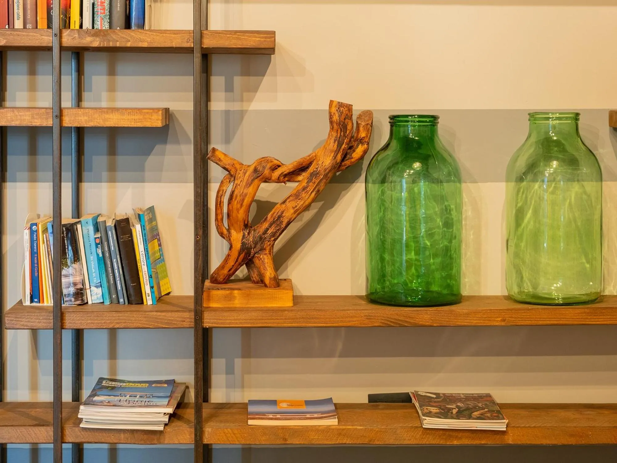 Lobby or reception in Design 4 Rooms