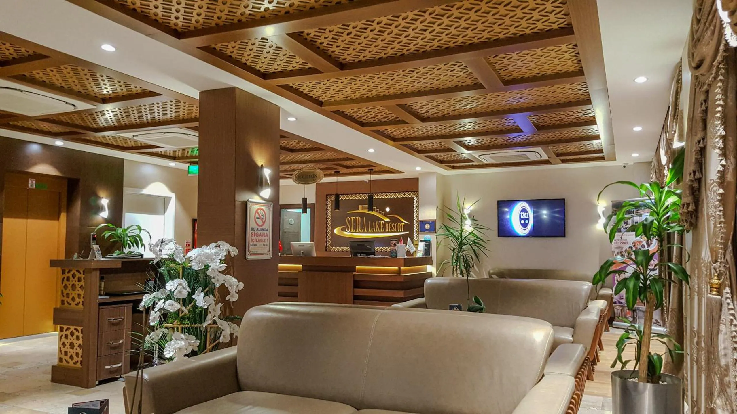 Lobby or reception in Sera Lake Resort Hotel Spa & Aparts