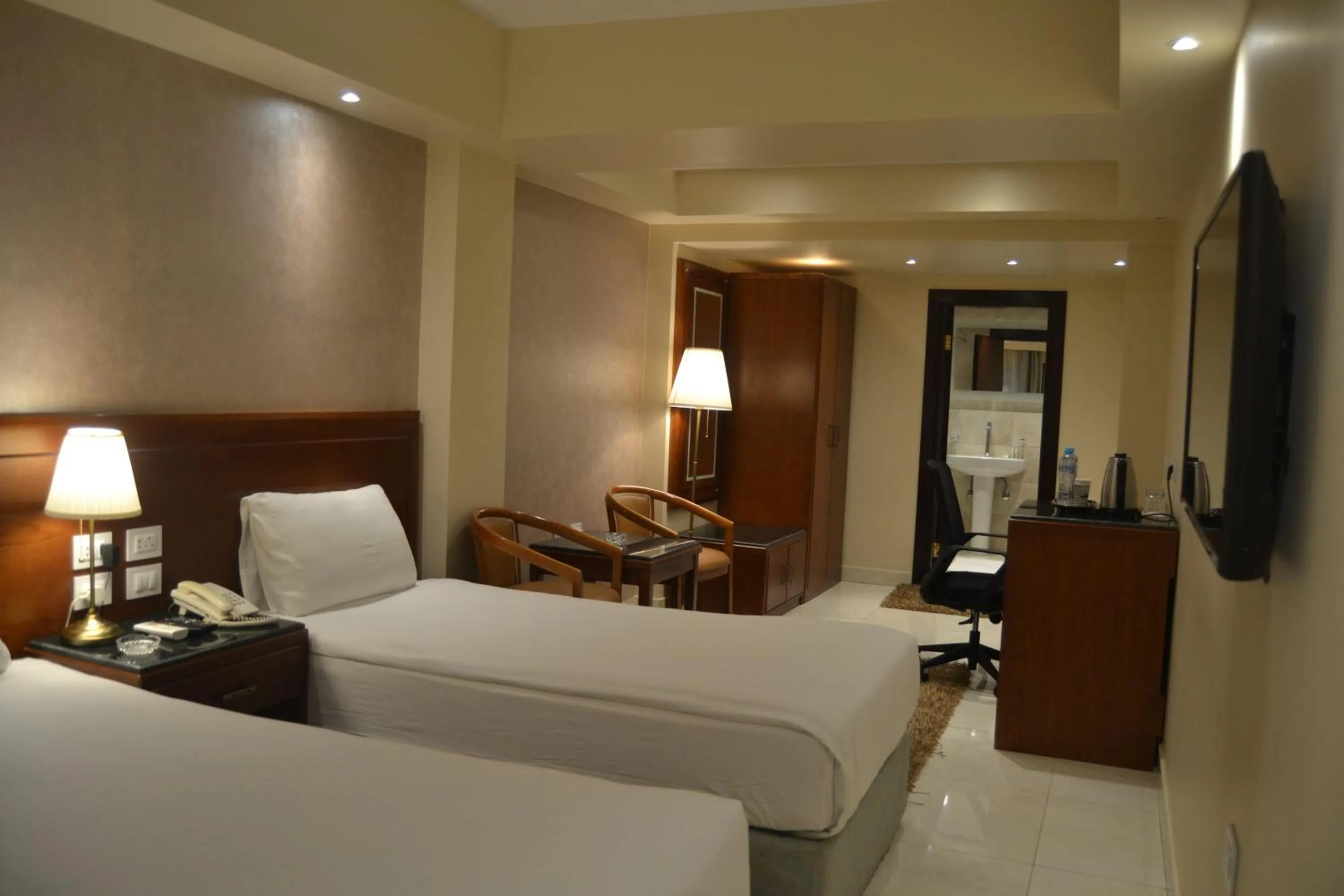 Bedroom, Bed in Omar El Khayam Al Minya Hotel