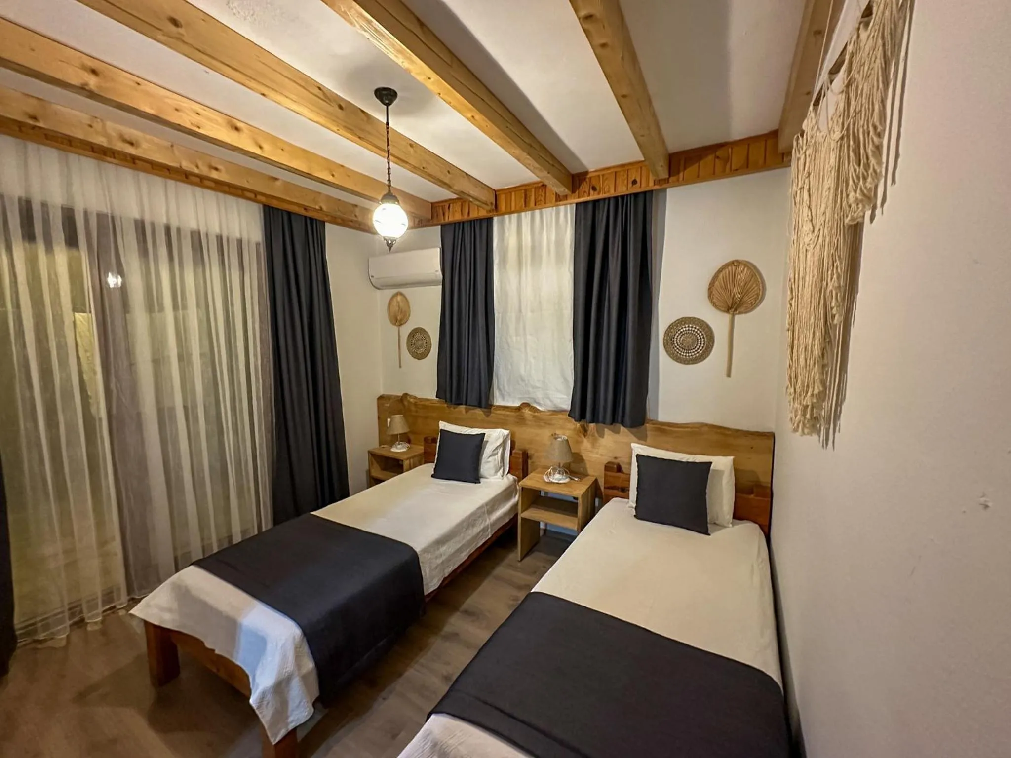 Photo of the whole room, Bed in Faralya Misafir Evi