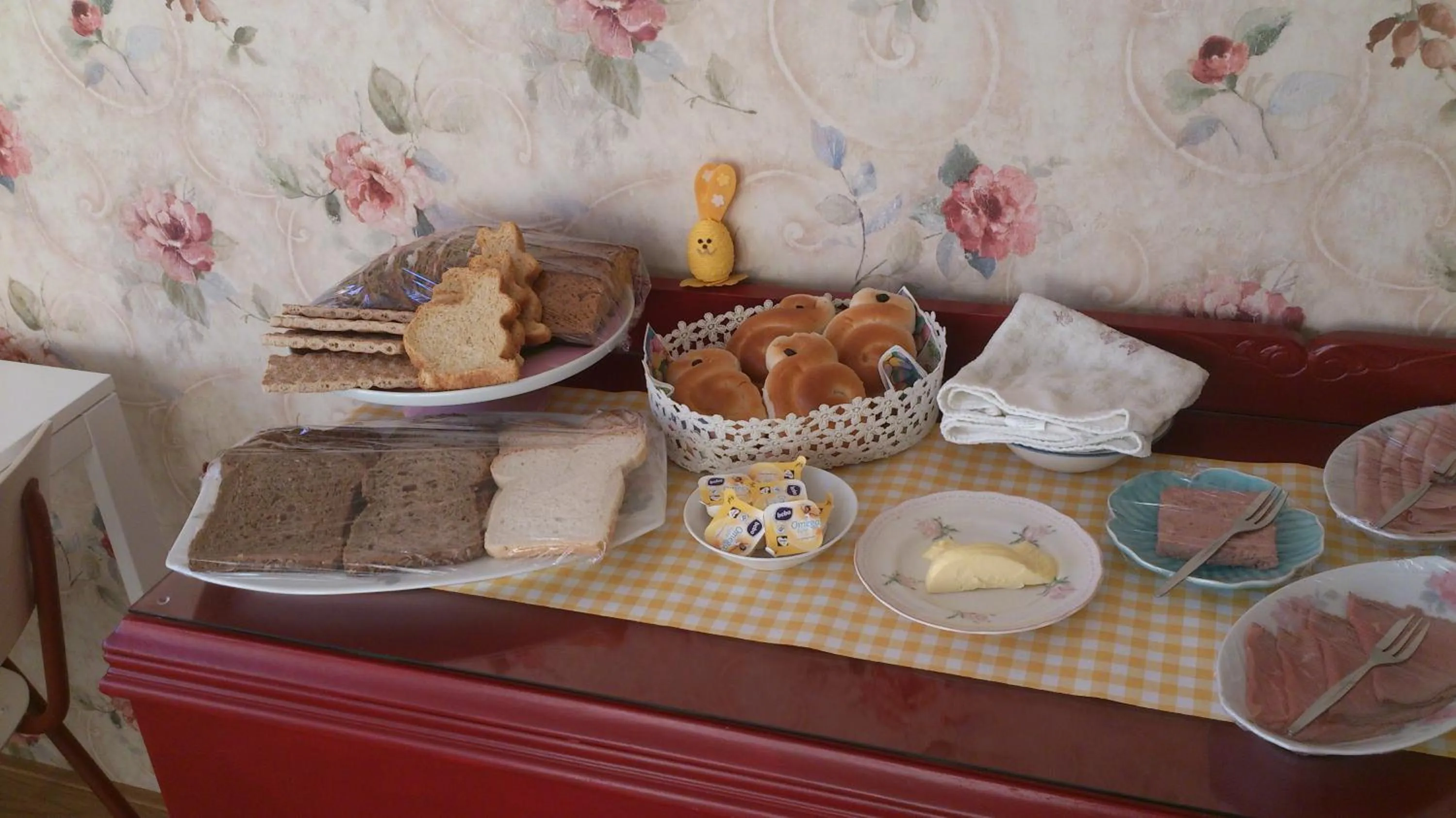 Food close-up in Bed en Broodje Bloem