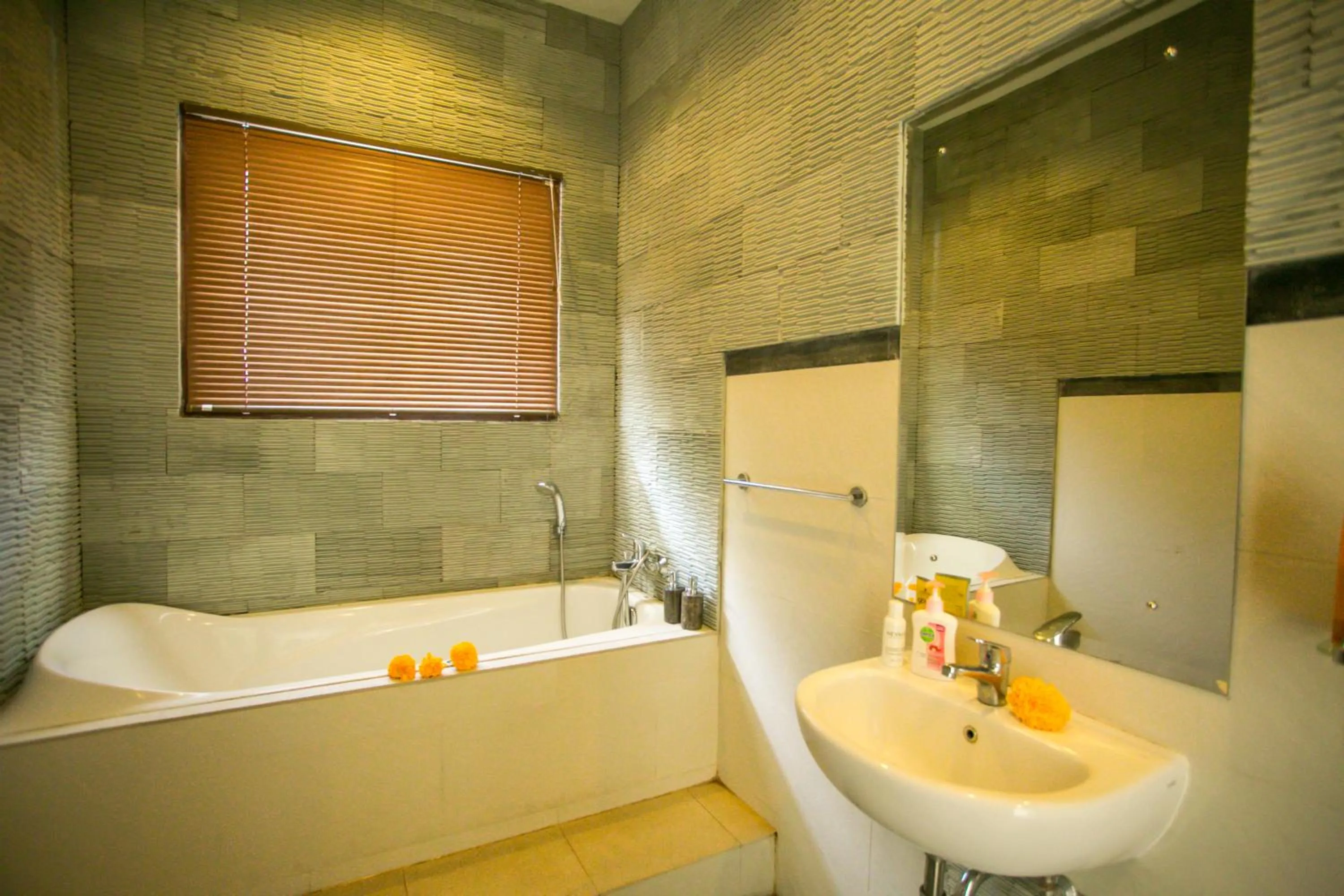 Bathroom in Ayu Duwur Beji