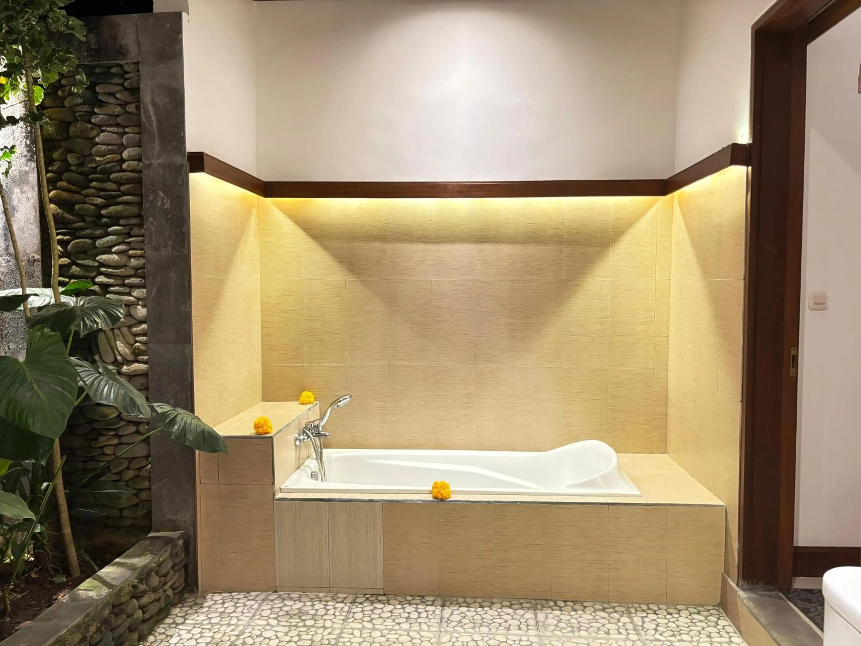 Bathroom in Ayu Duwur Beji