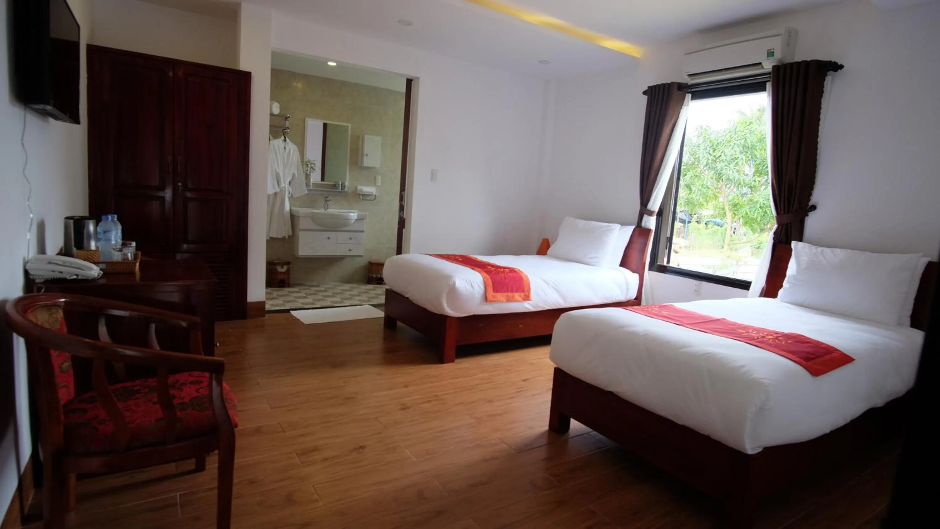 Bedroom in Gia Lam Villa Hoi An