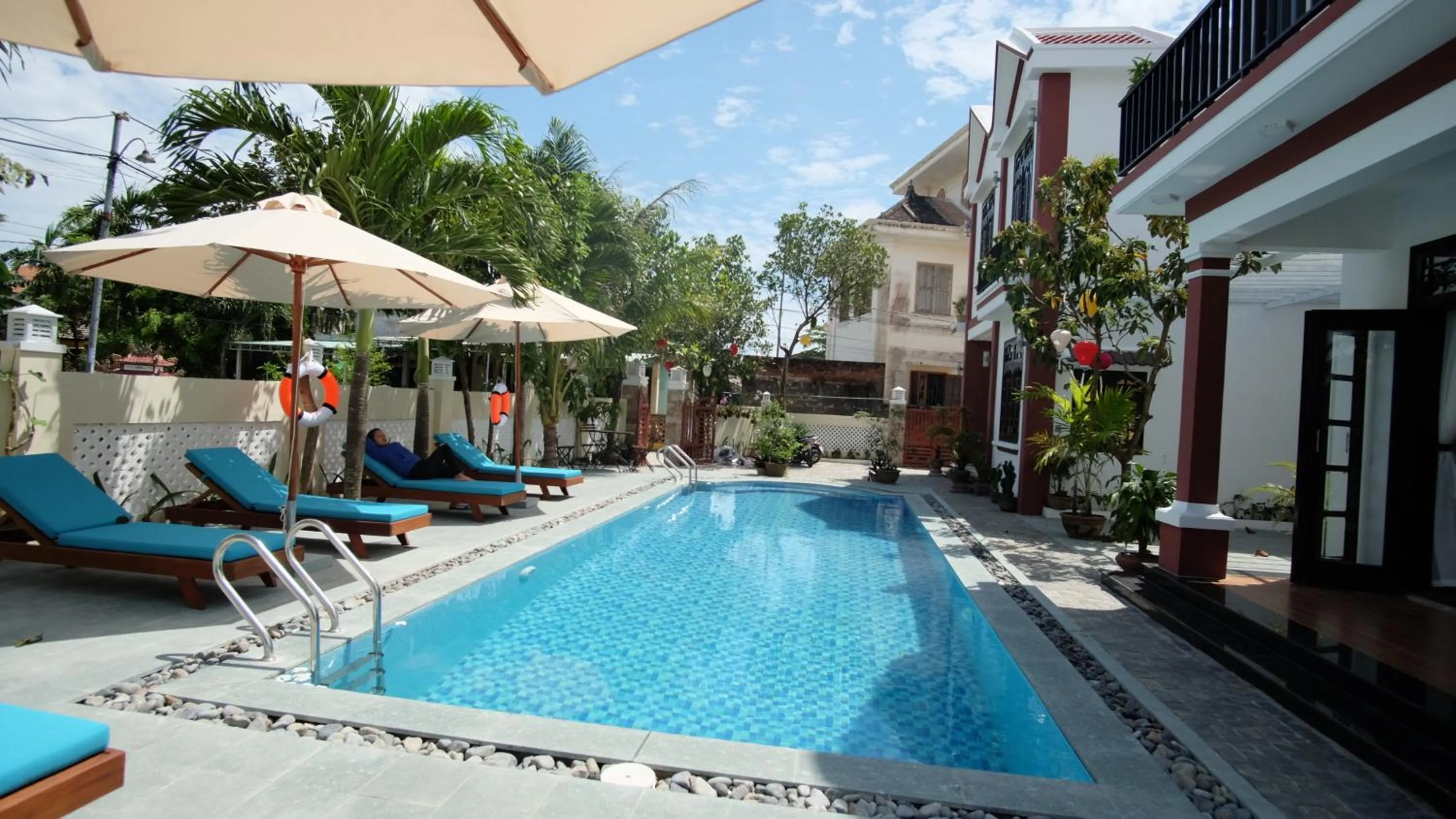 Swimming pool in Gia Lam Villa Hoi An