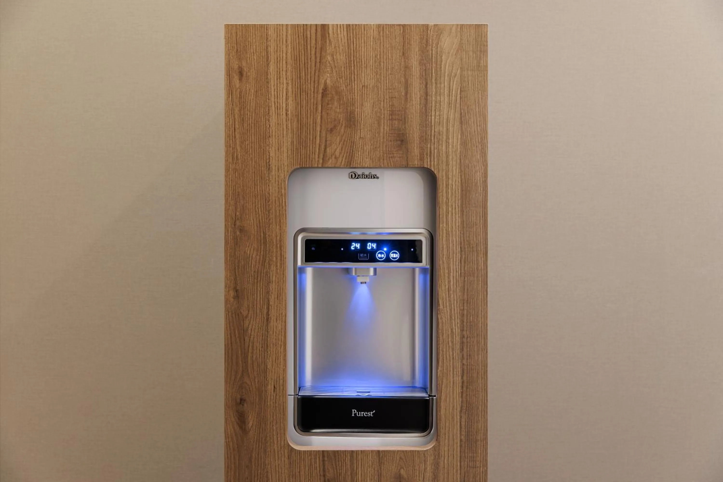 Photo of the whole room in UNIZO INN Kanazawa Hyakumangoku Dori