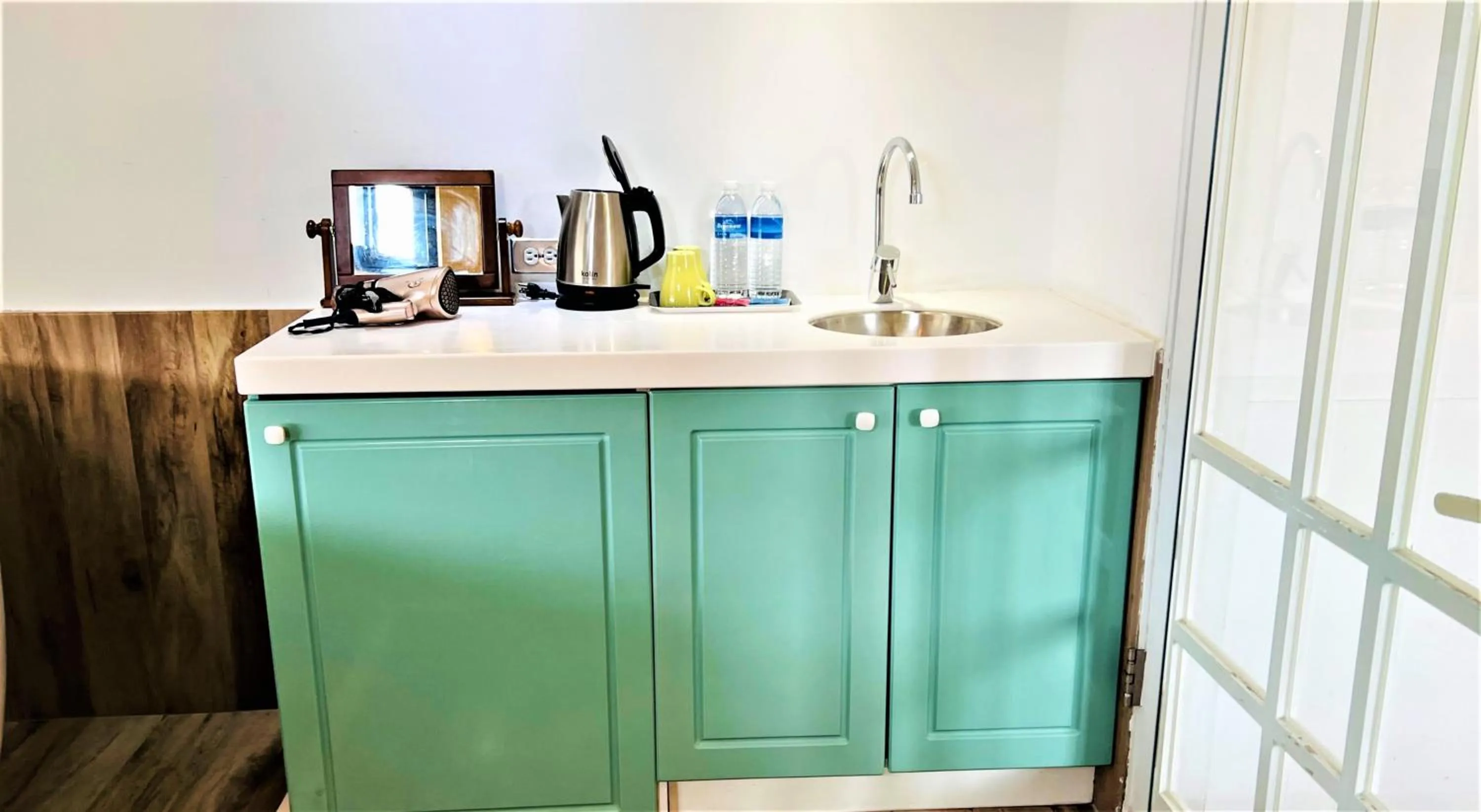 oven in 4 Design Inn