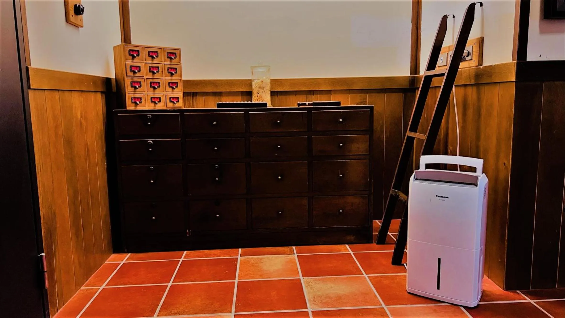 hair dresser in 4 Design Inn