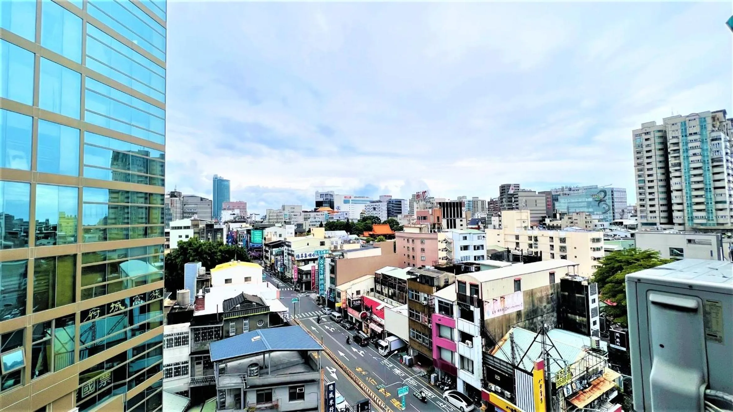 City view in 4 Design Inn