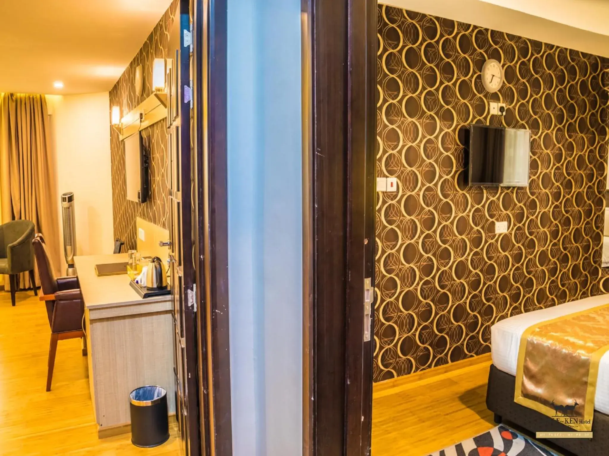 Deluxe Family Suite in The Ole-Ken Hotel Deluxe Family Suite in The Ole-Ken Hotel