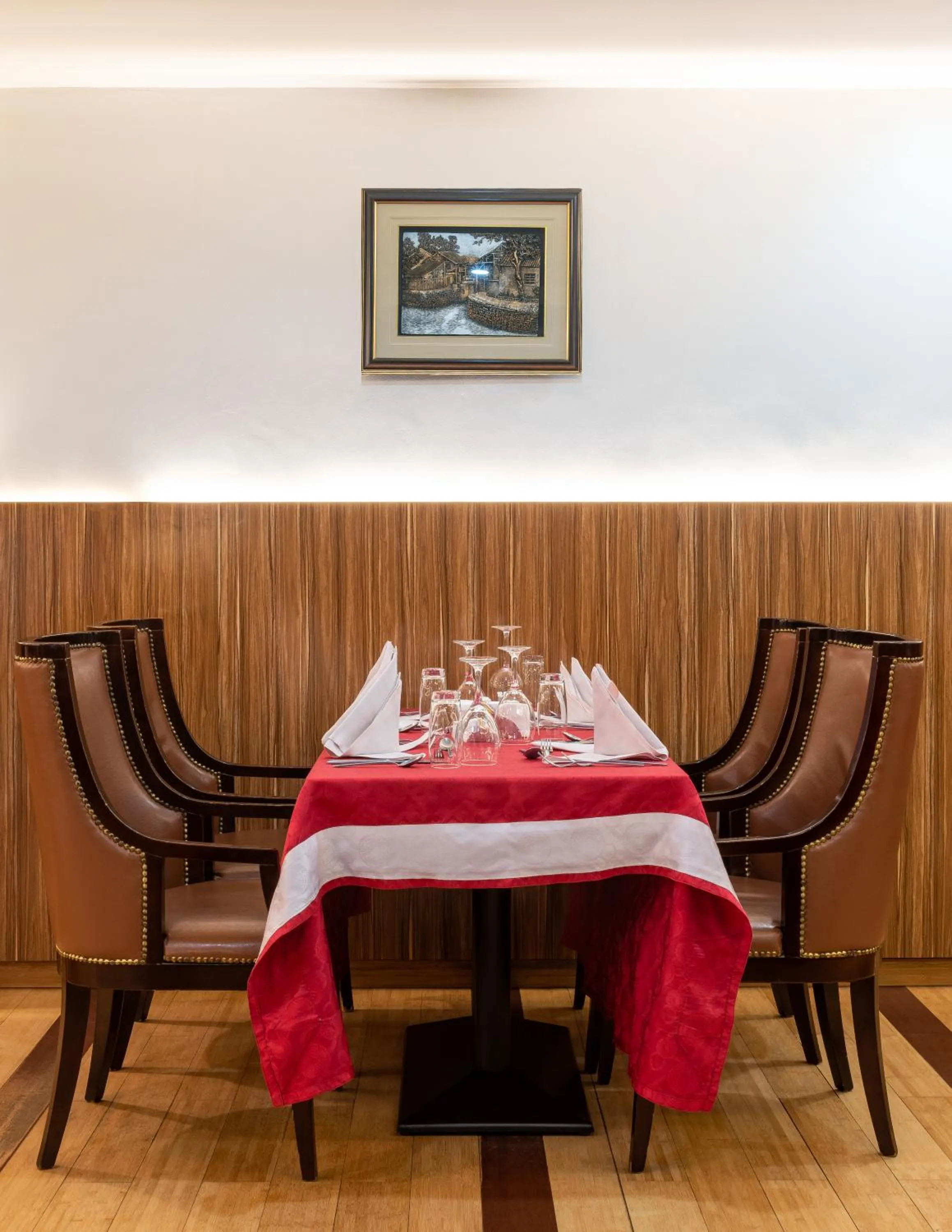 Dining area in The Ole-Ken Hotel