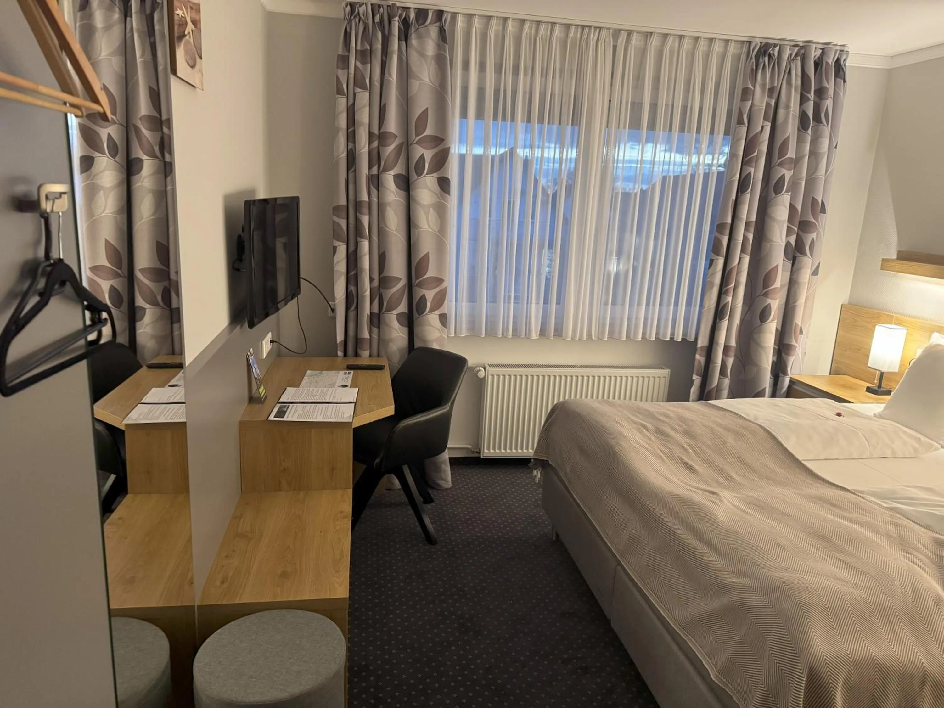 Photo of the whole room, Bed in Hotel Zum Ritter