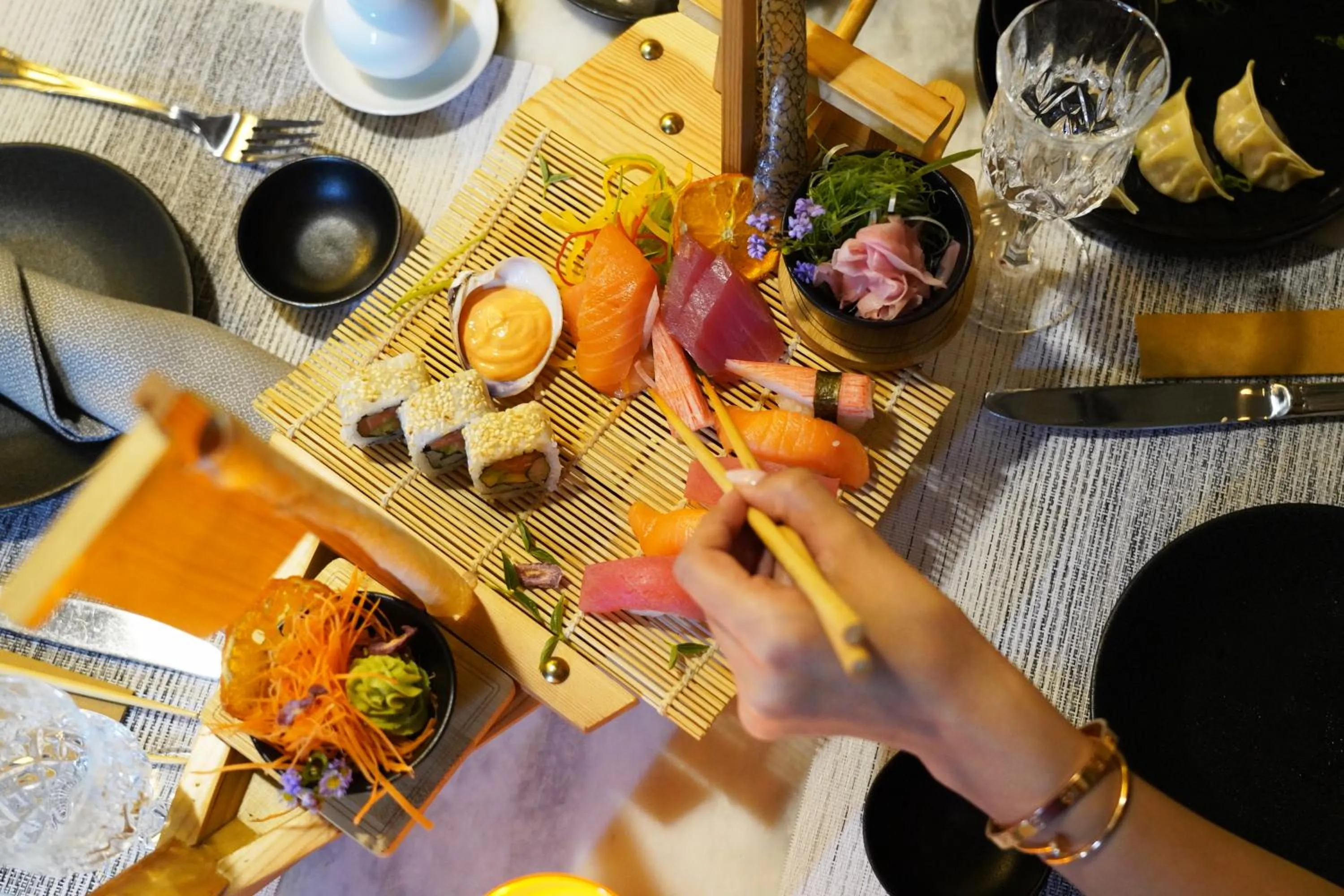 Food in The Nishat Hotel Johar Town