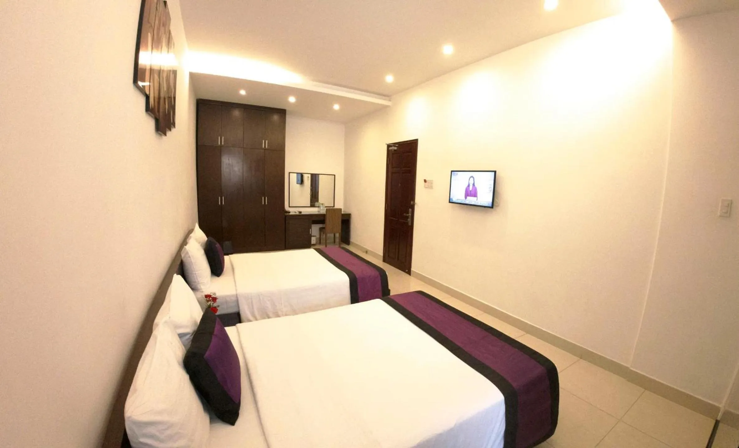 Bed in Ngoc Linh Luxury Hotel