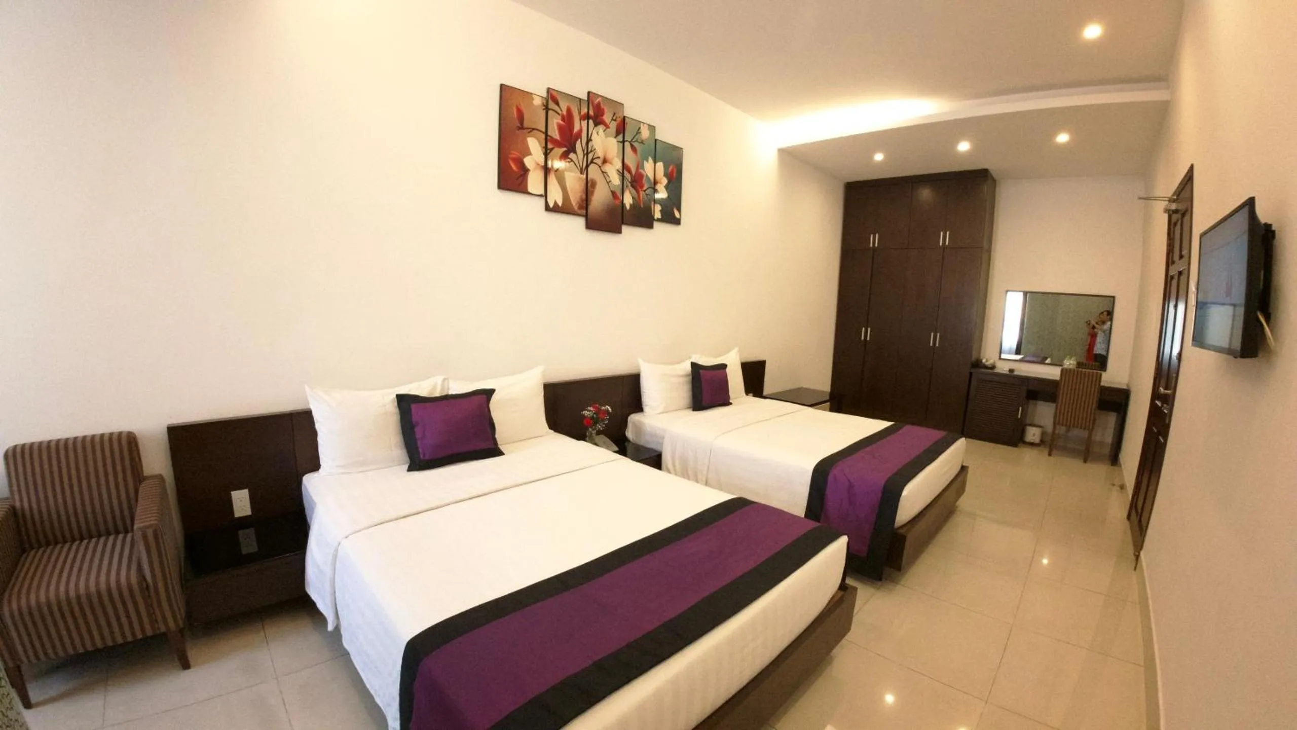 Bed in Ngoc Linh Luxury Hotel