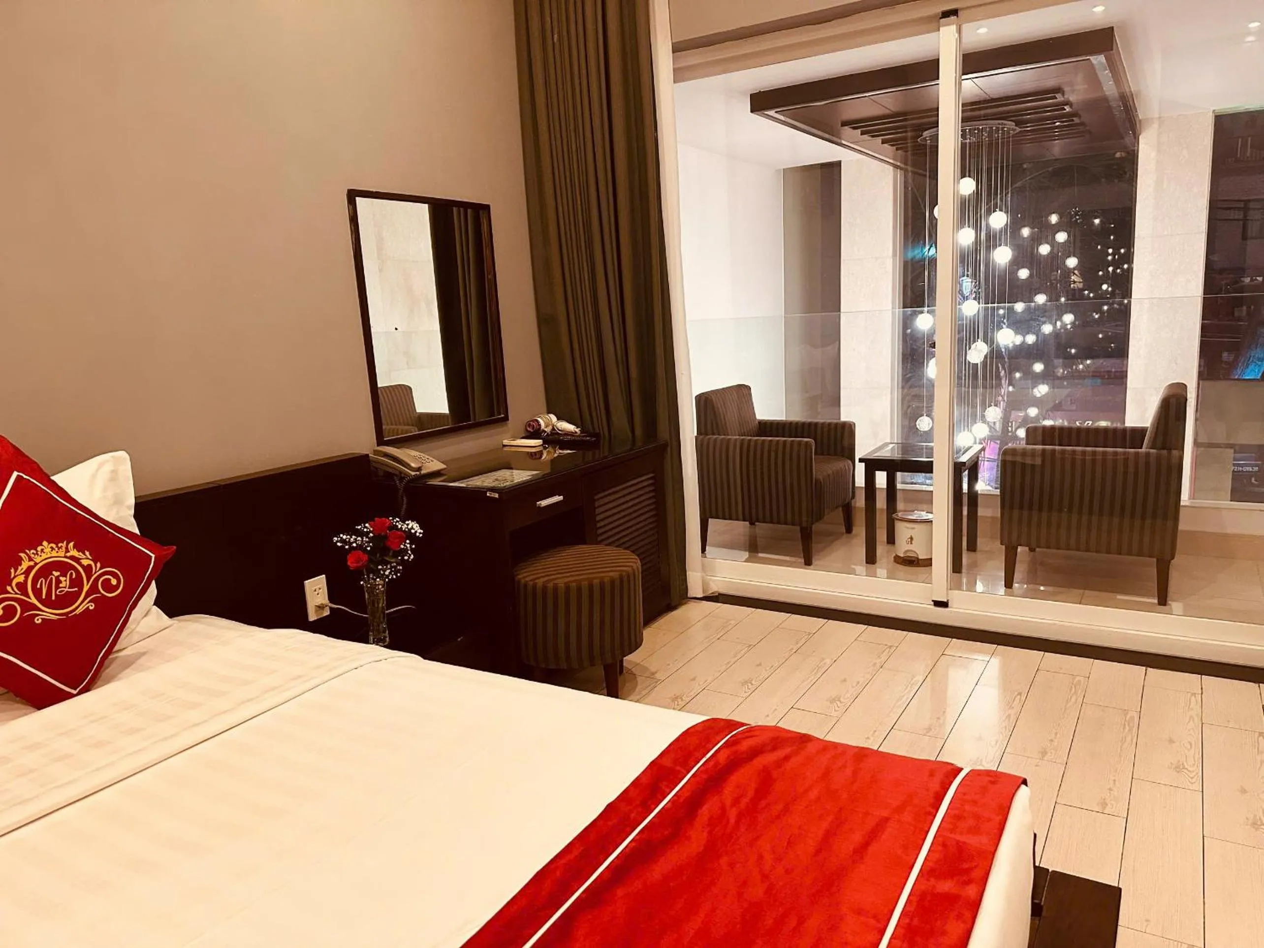 Bed in Ngoc Linh Luxury Hotel