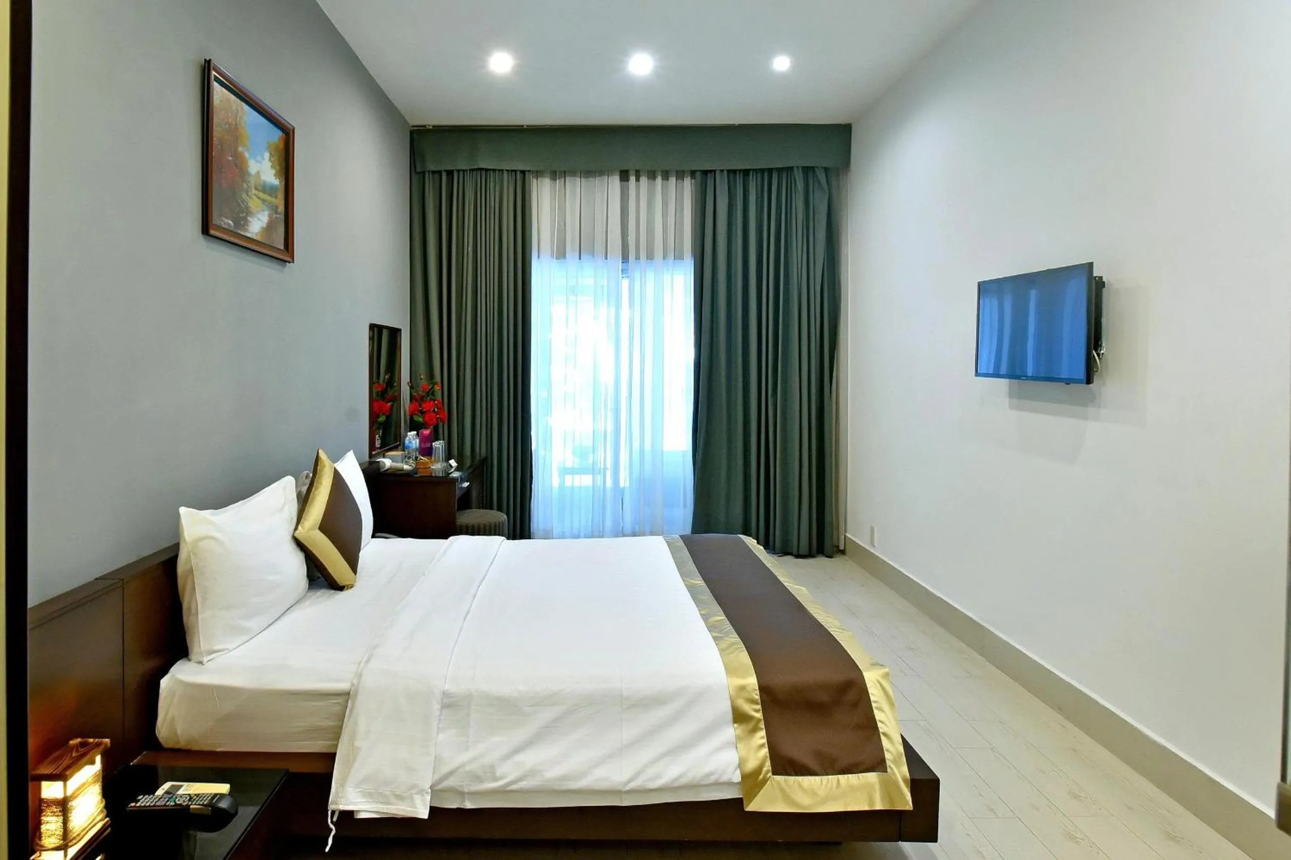 Bedroom, Bed in Ngoc Linh Luxury Hotel