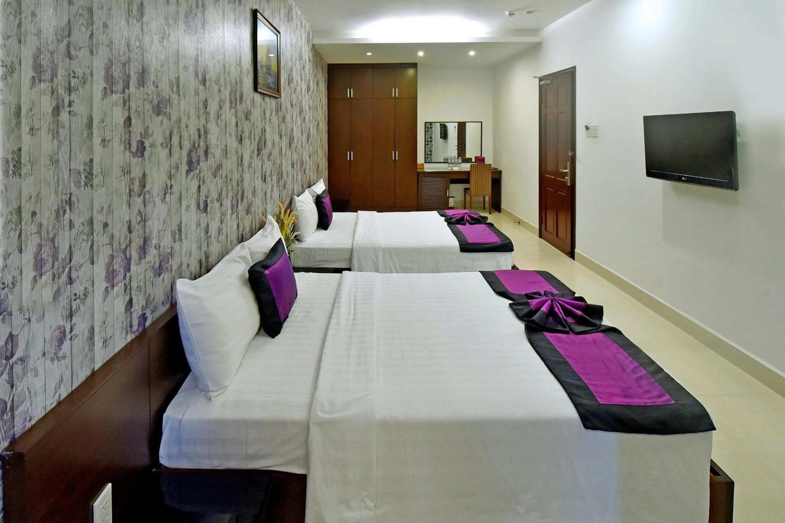 Bedroom, Bed in Ngoc Linh Luxury Hotel