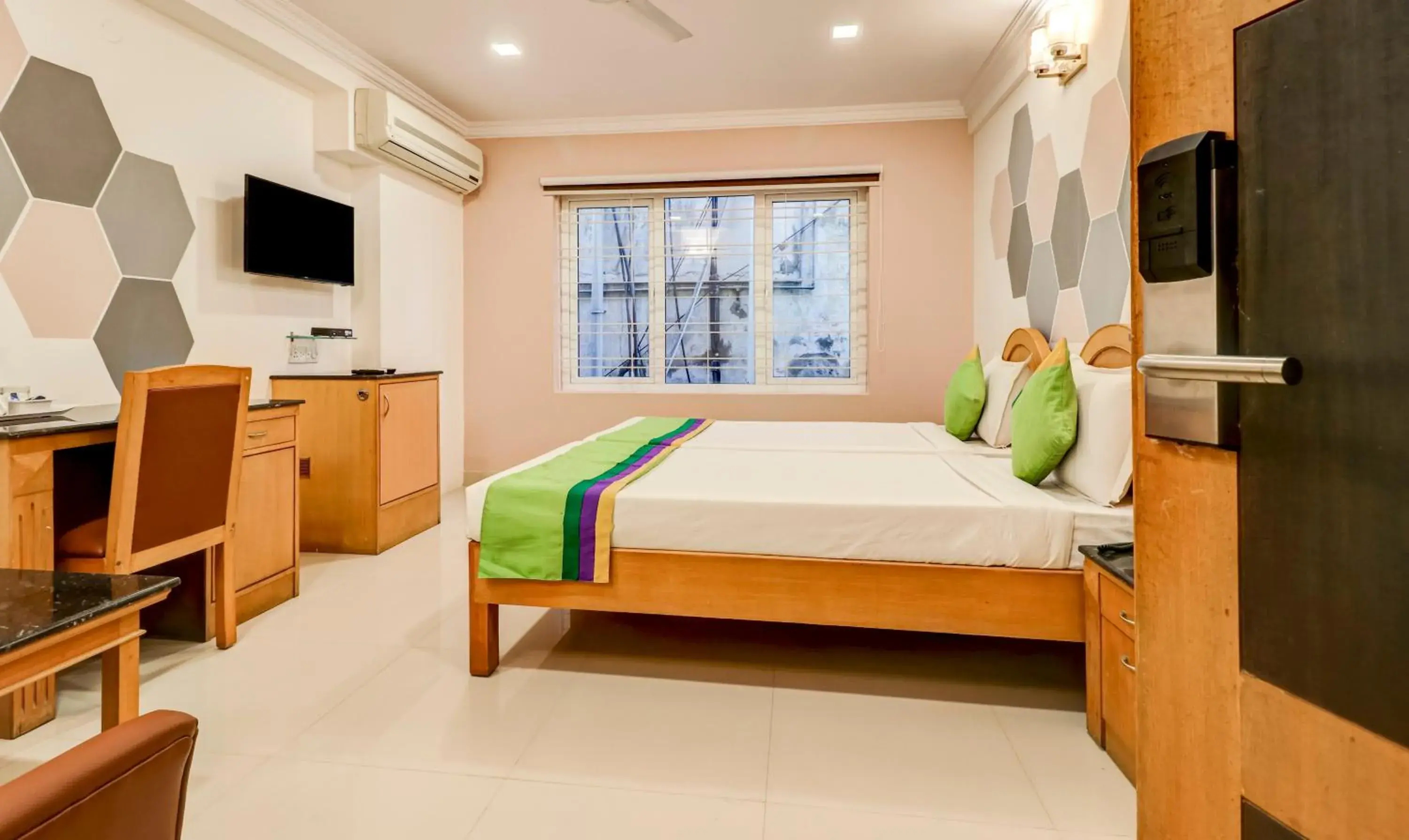 Superior Double Room - single occupancy in Treebo Terminus, Koramangala 5th Block Superior Double Room - single occupancy in Treebo Terminus, Koramangala 5th Block