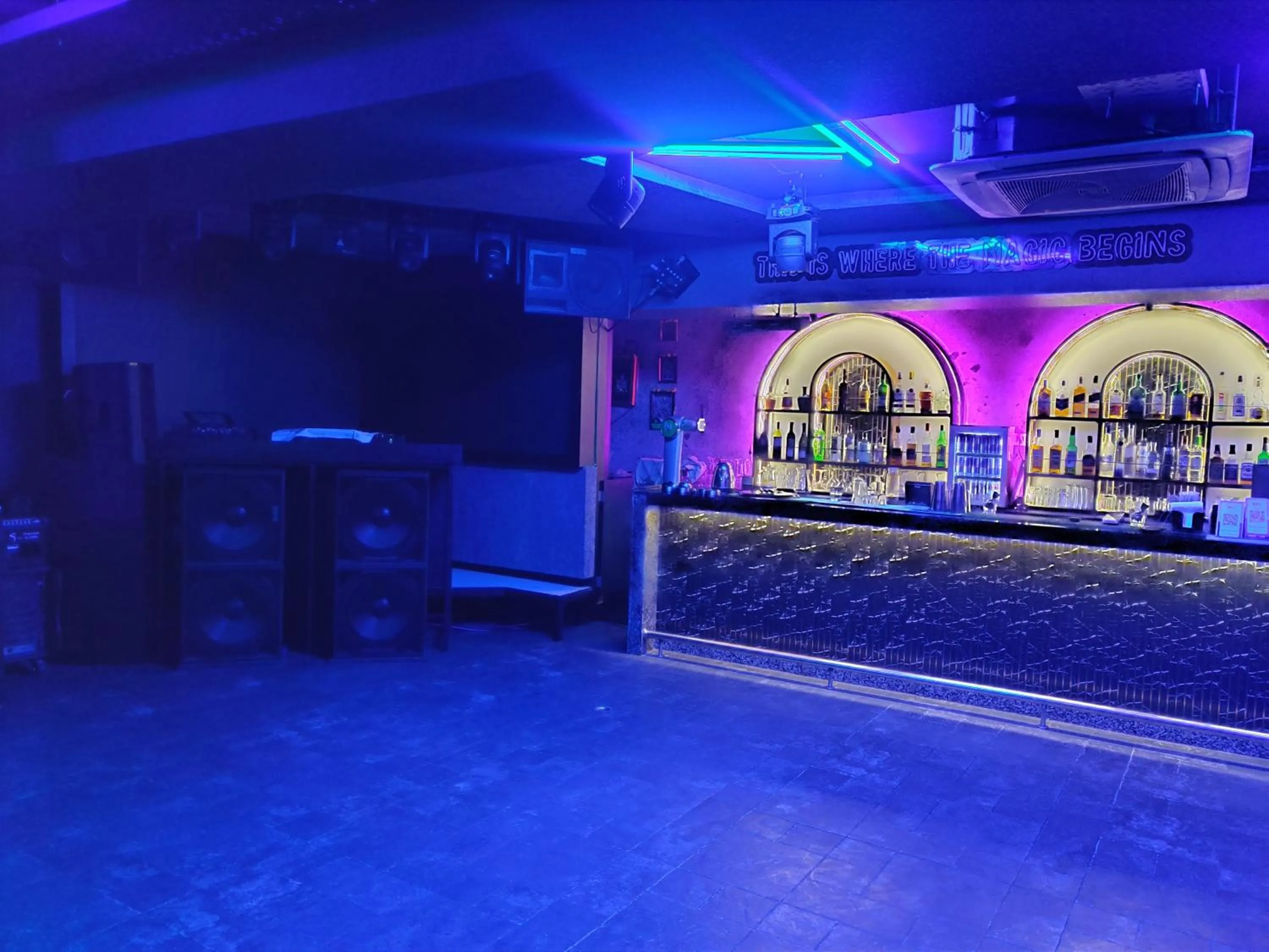 Lounge or bar in Treebo Terminus, Koramangala 5th Block