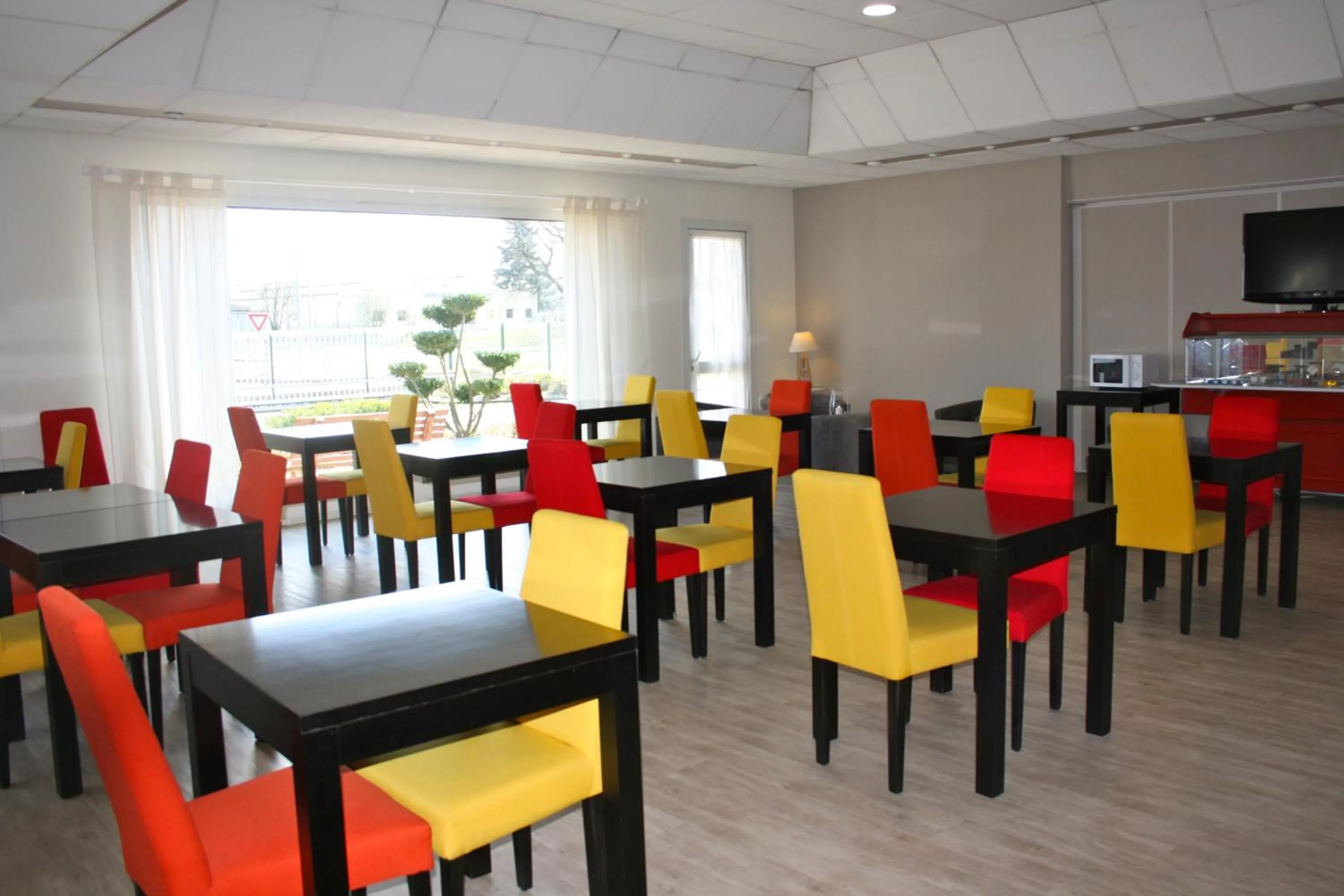 Restaurant/places to eat in Fasthotel Vendome