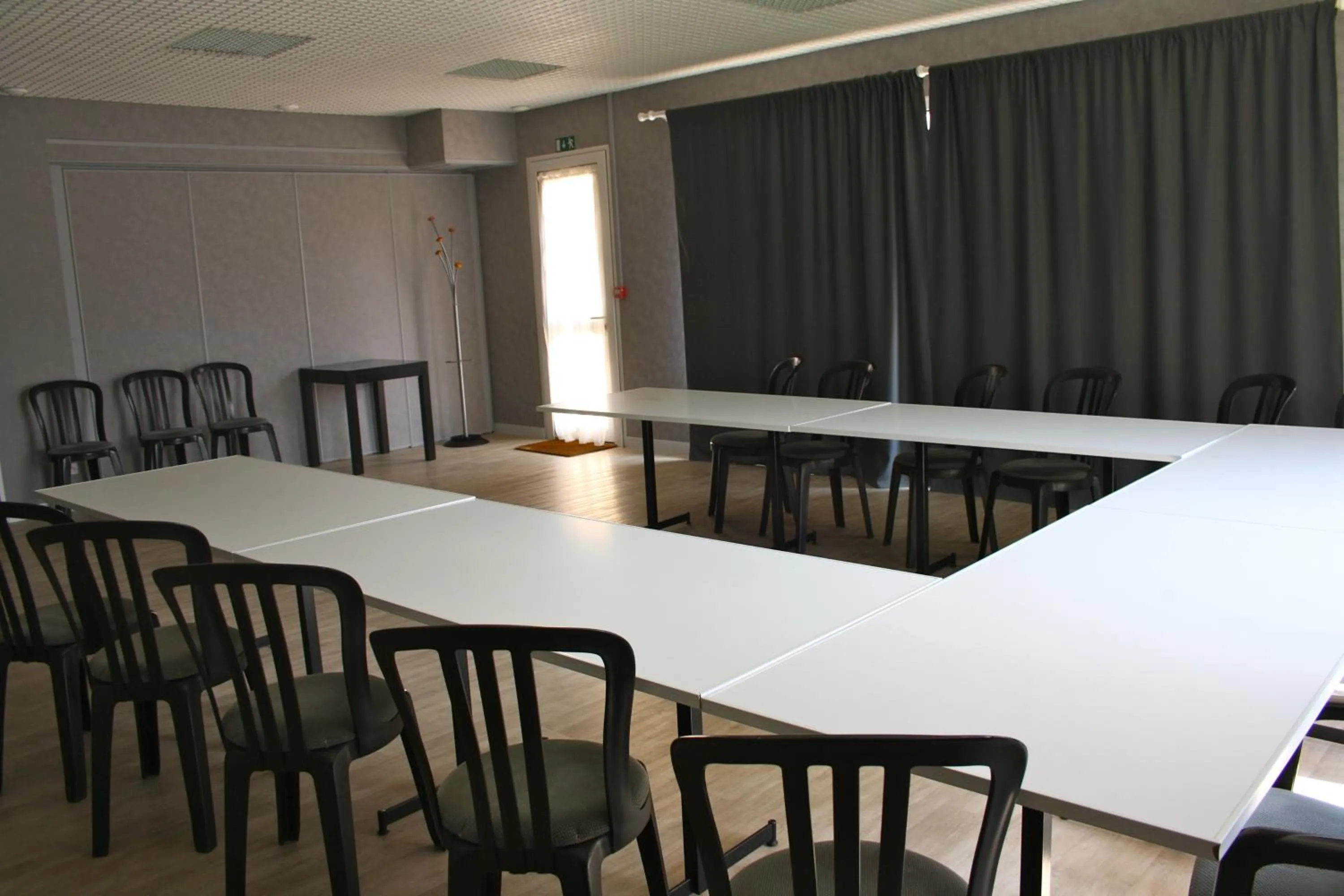 Business facilities in Fasthotel Vendome