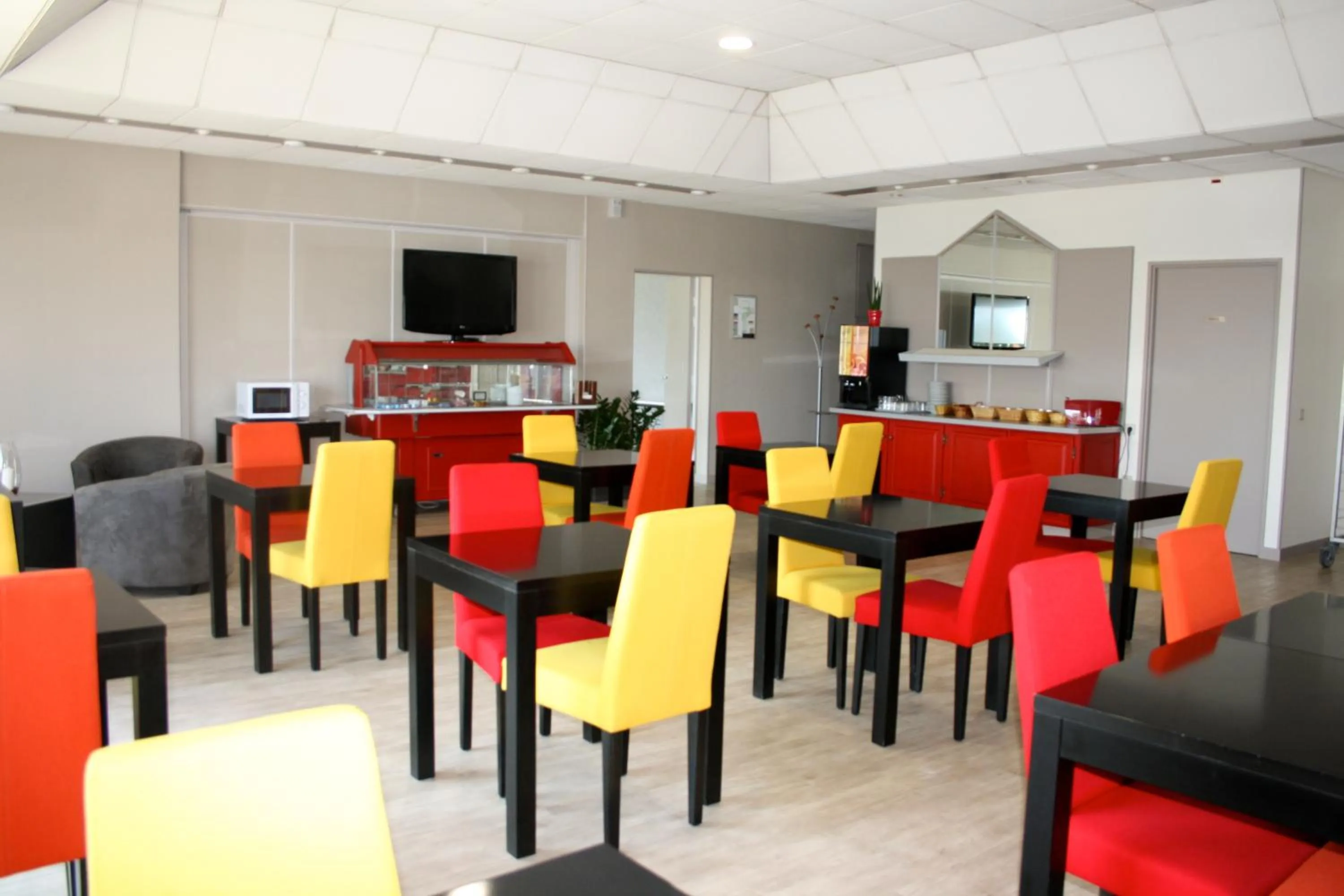 Restaurant/places to eat in Fasthotel Vendome