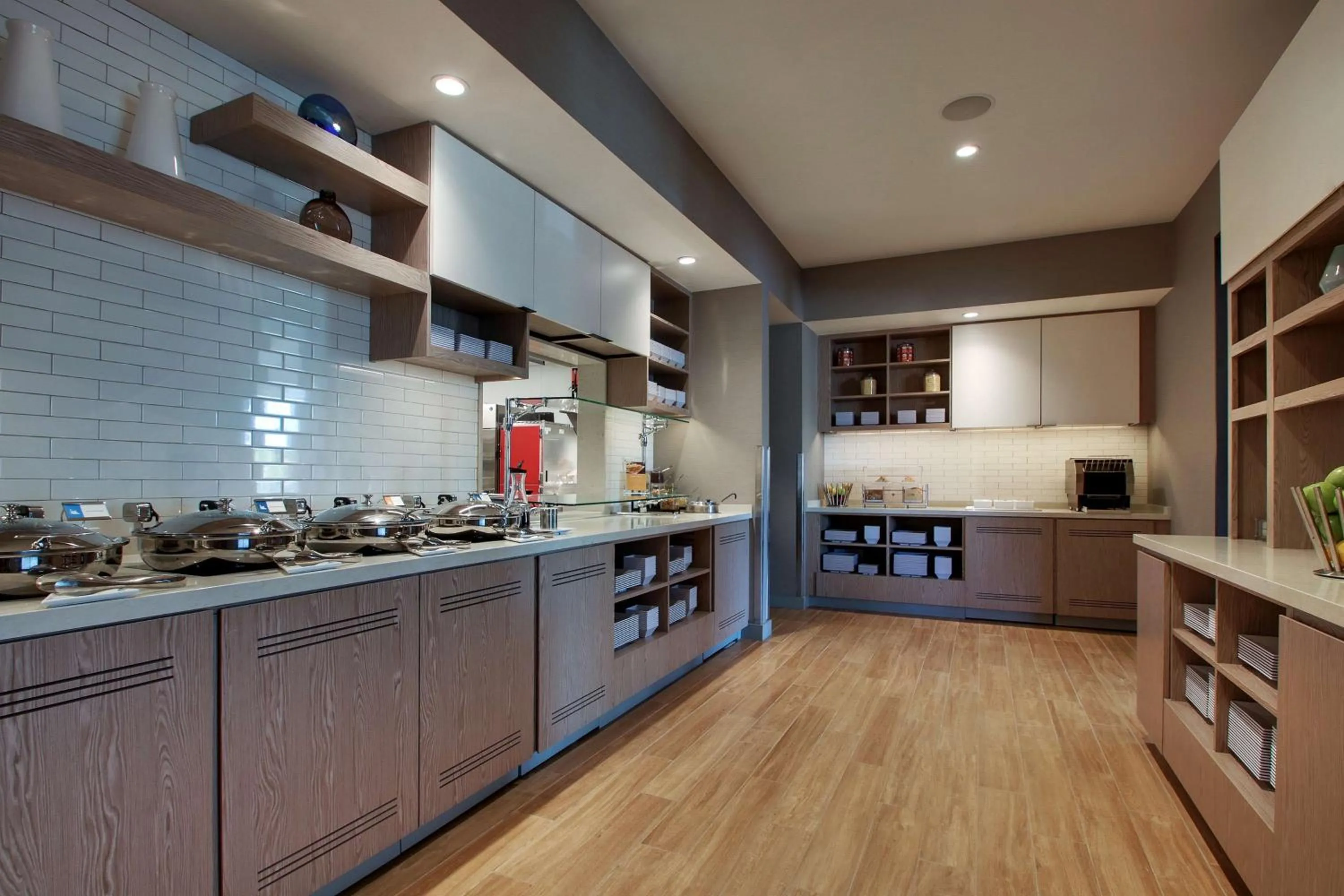 Restaurant/places to eat in Hyatt House Oak Brook