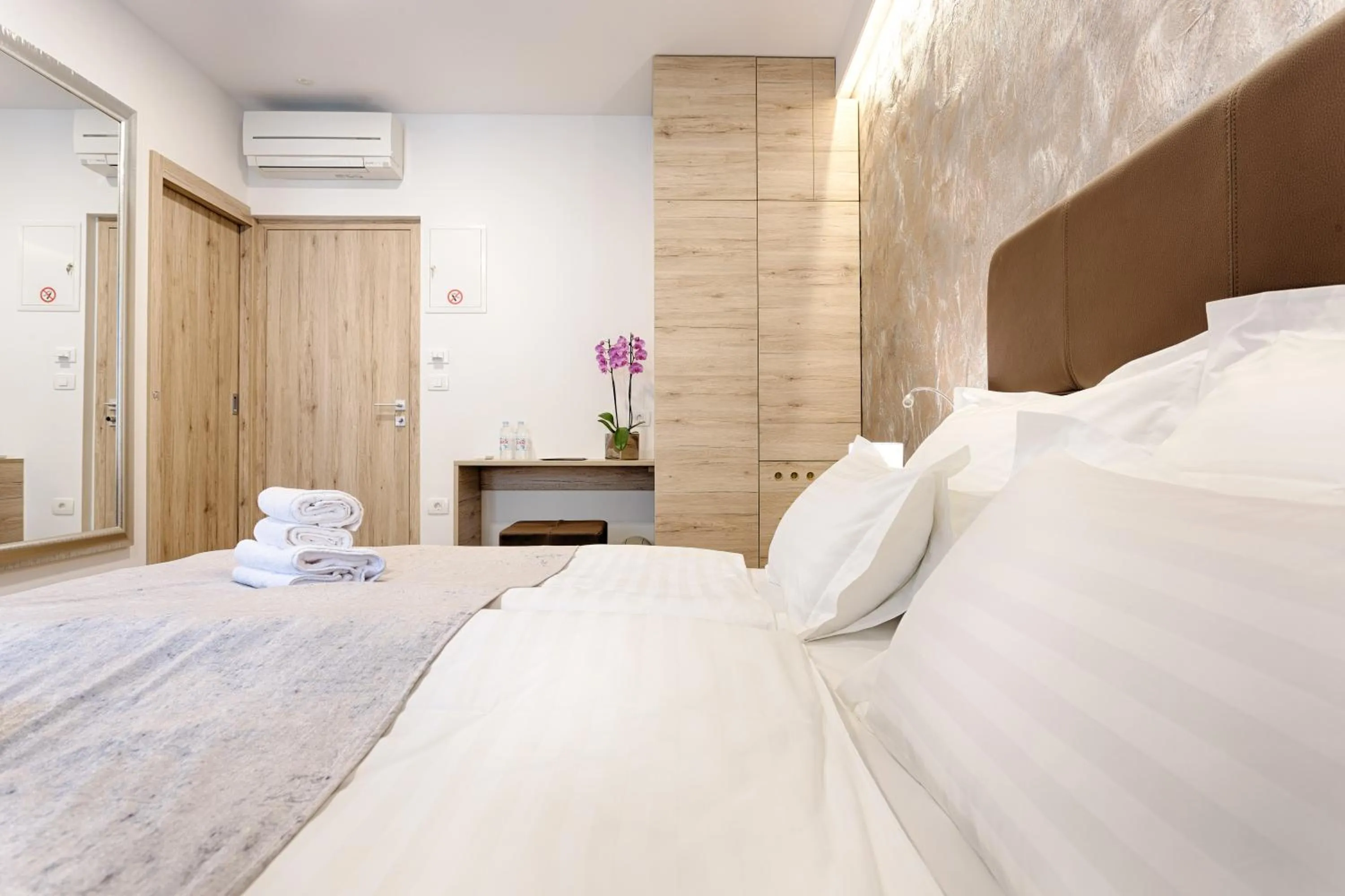 Bedroom, Bed in Central Pearl by Nono Ban Rooms