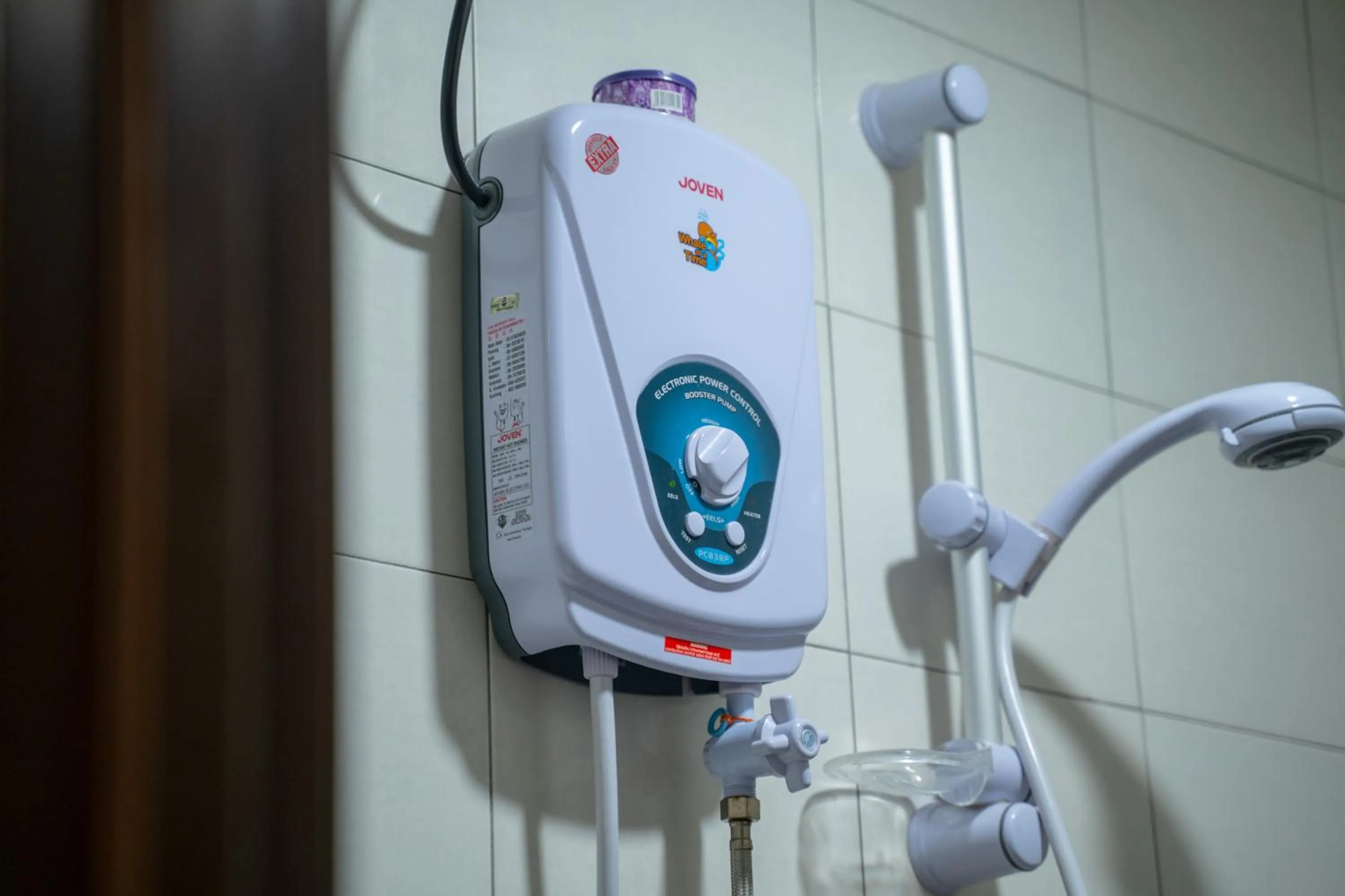Bathroom in Paretto Seaview Hotel