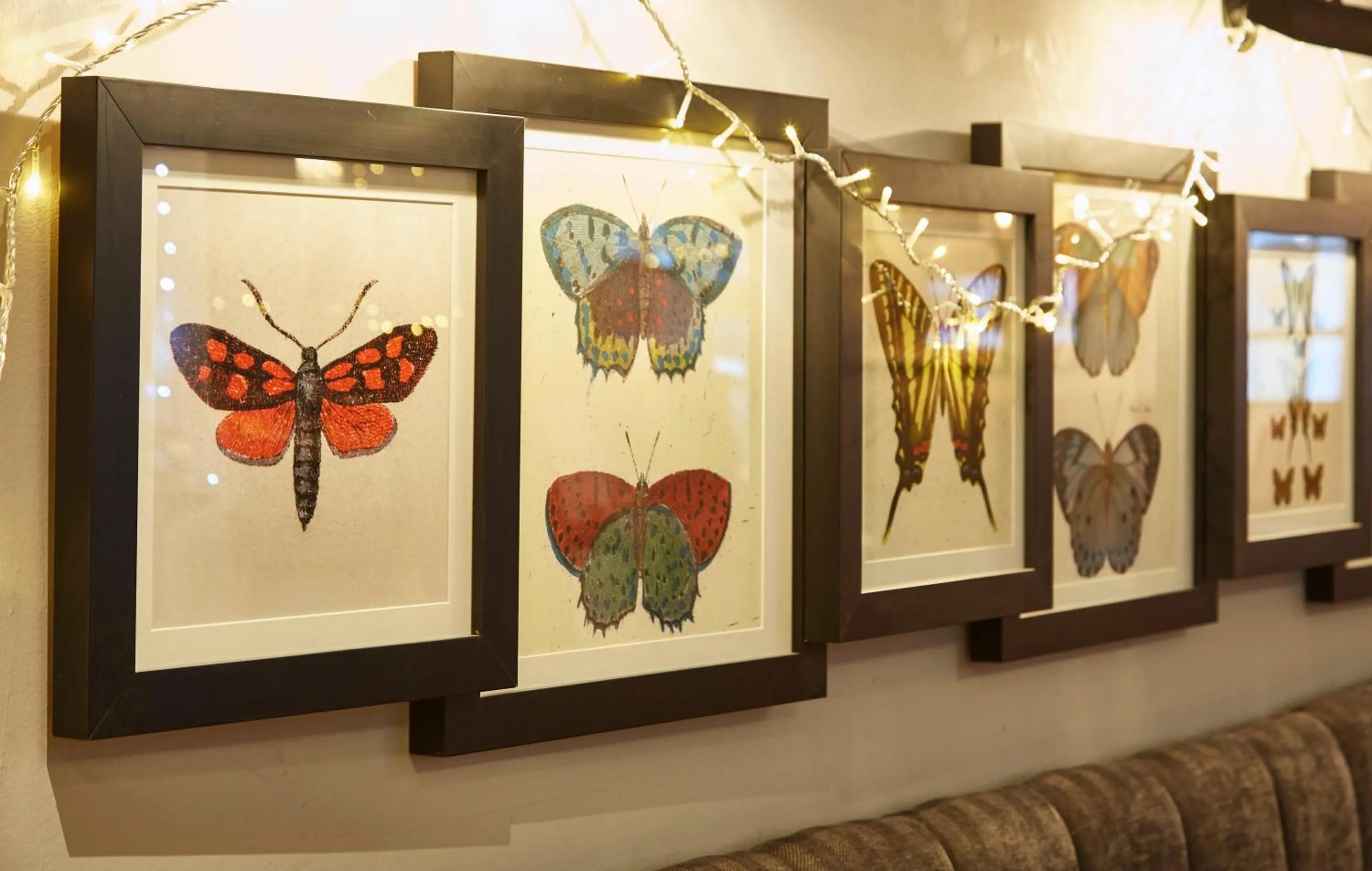 Decorative detail in Swan Hotel by Greene King Inns