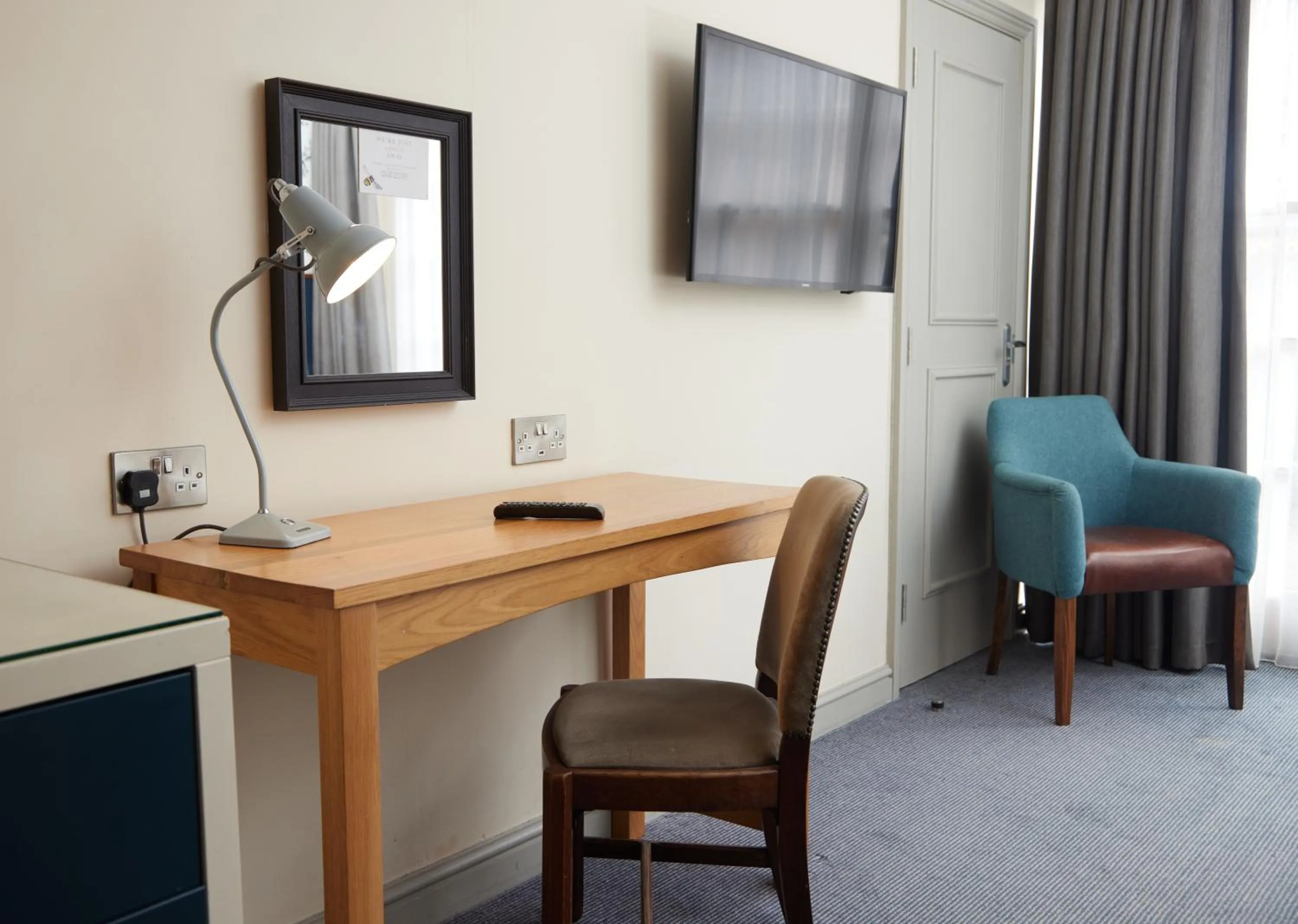 Bedroom in Swan Hotel by Greene King Inns