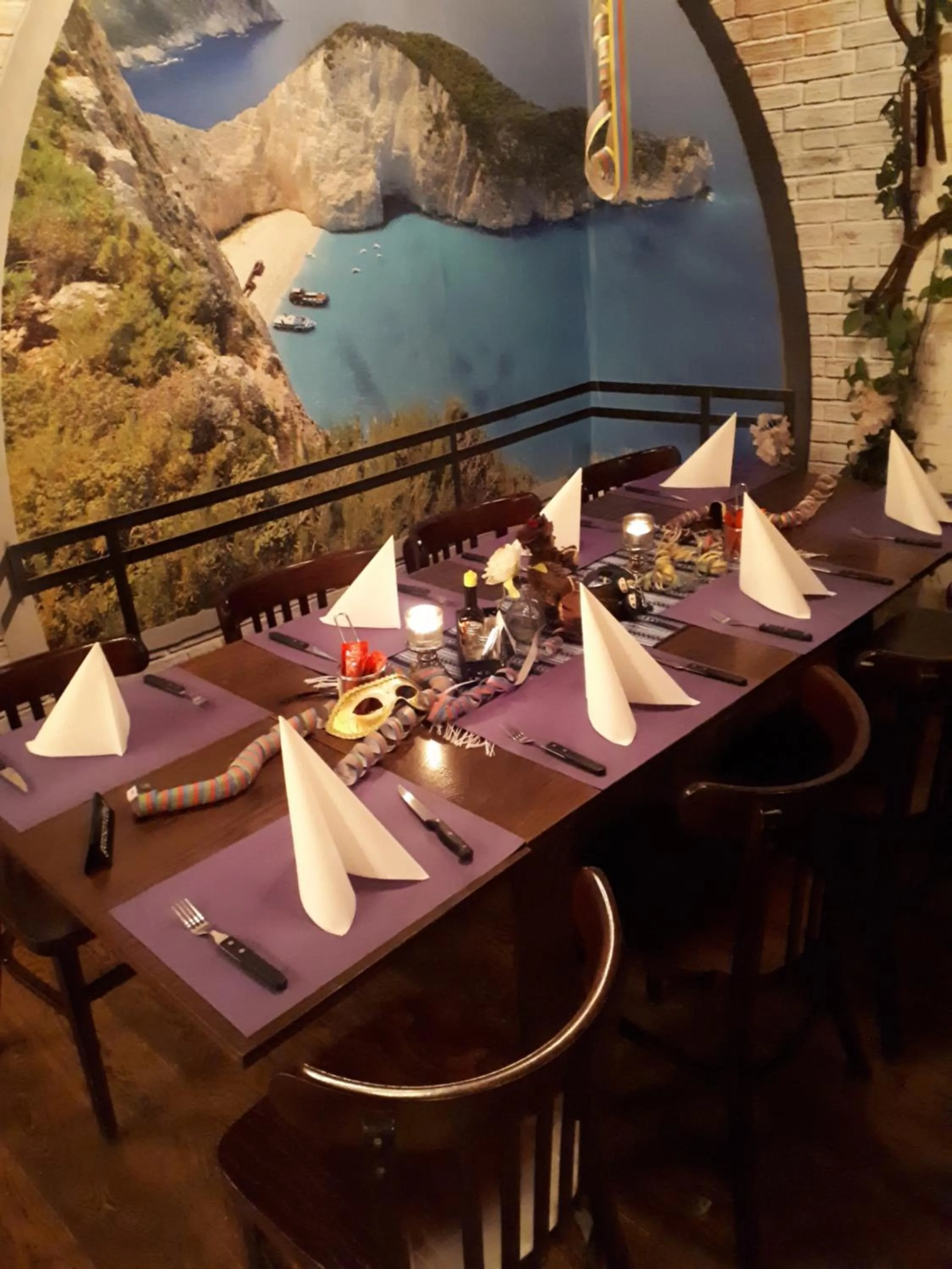 Restaurant/places to eat in Schuttershof Heerlen - Adults Only