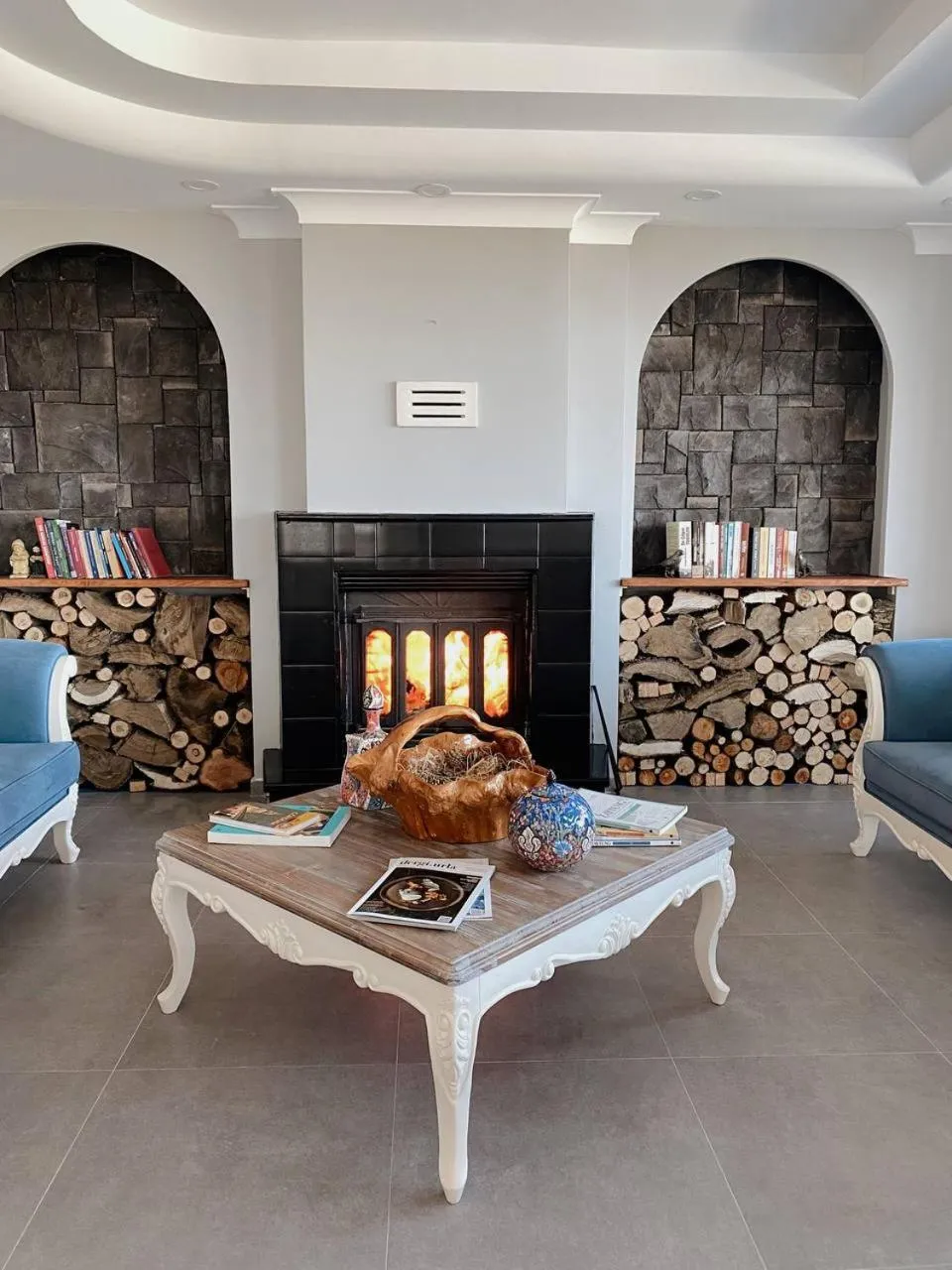 Seating area in Belizi Hotel