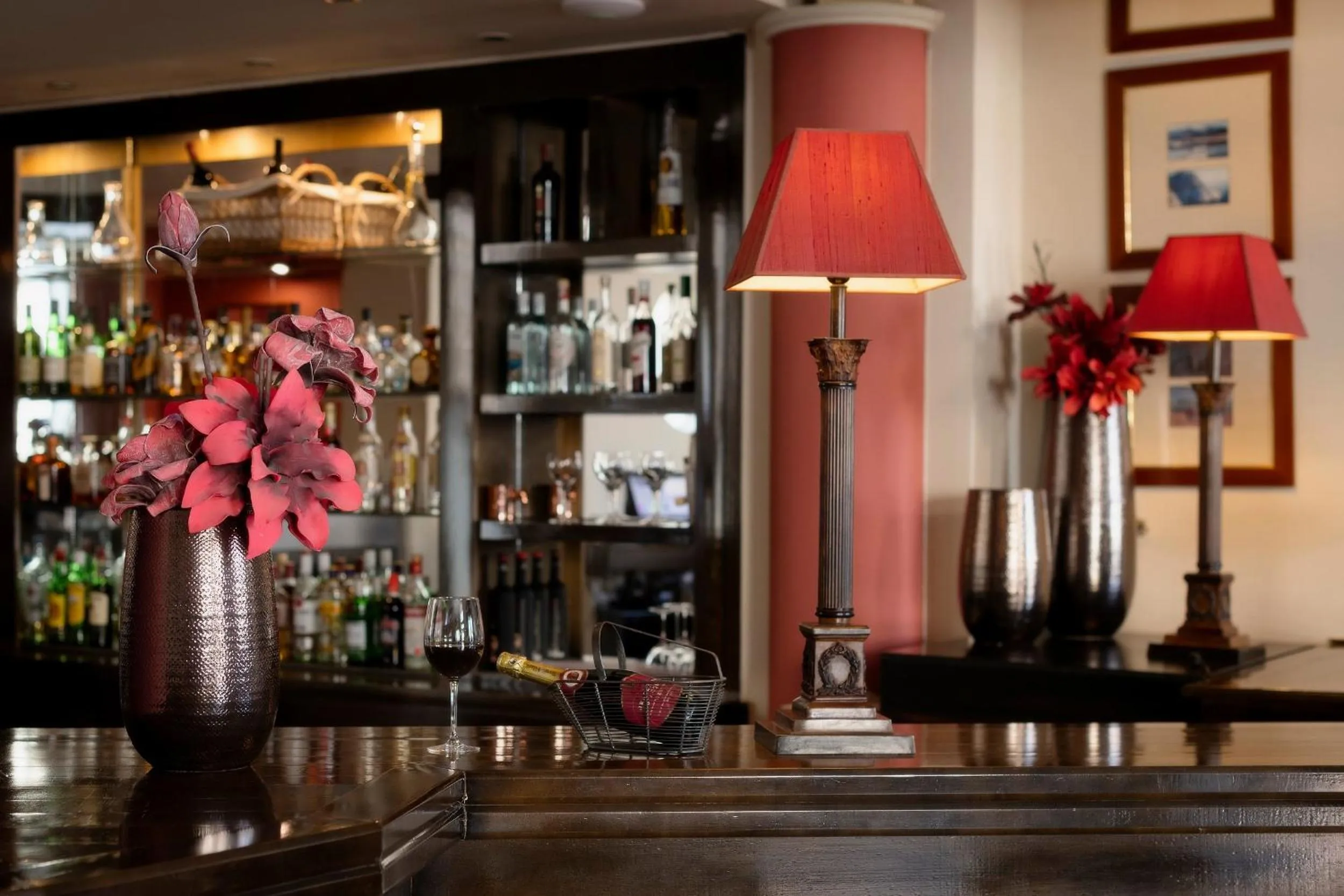 Restaurant/places to eat in Hotel Kierion