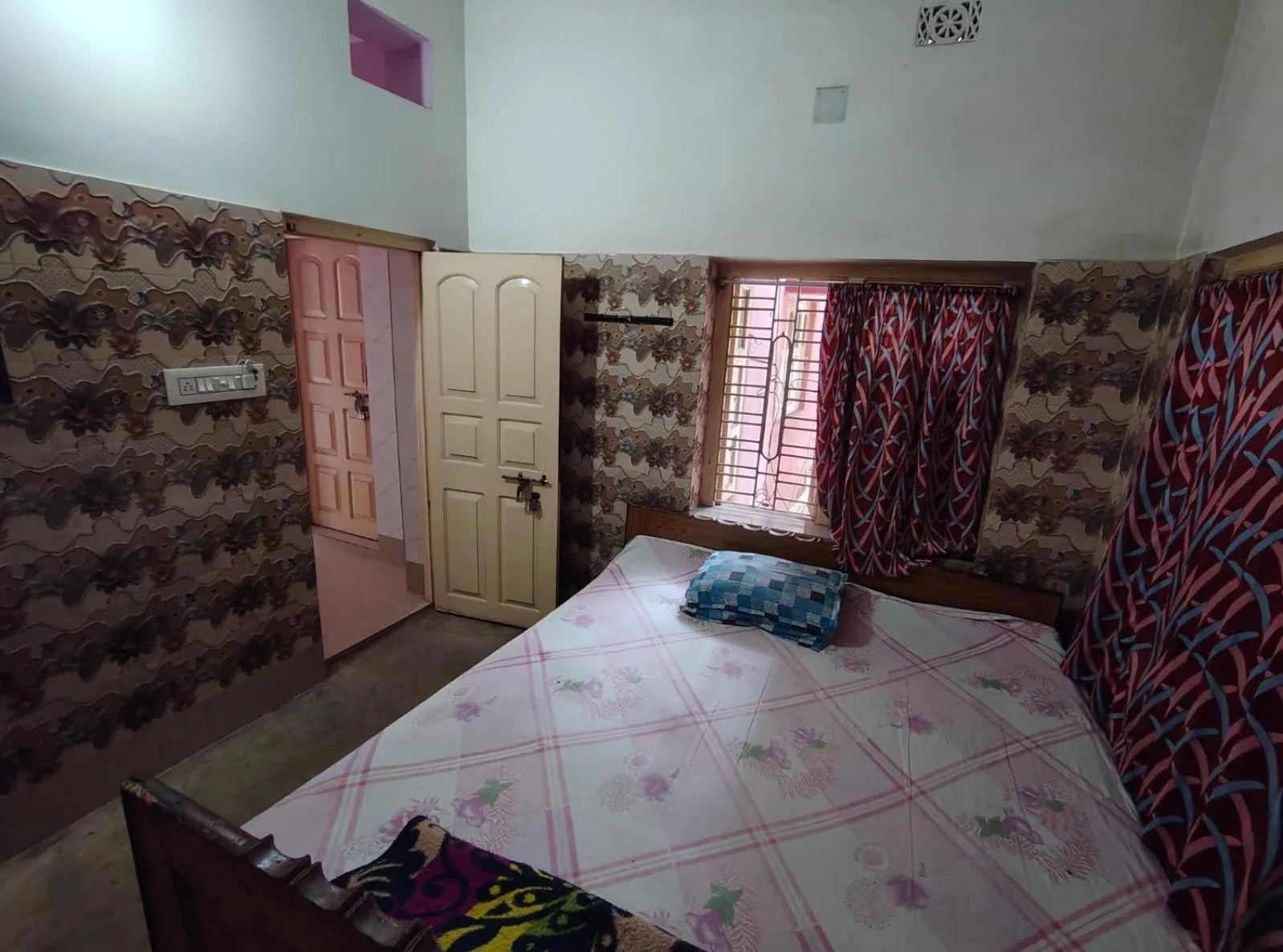 Bedroom, Bed in Jagannath Guest House